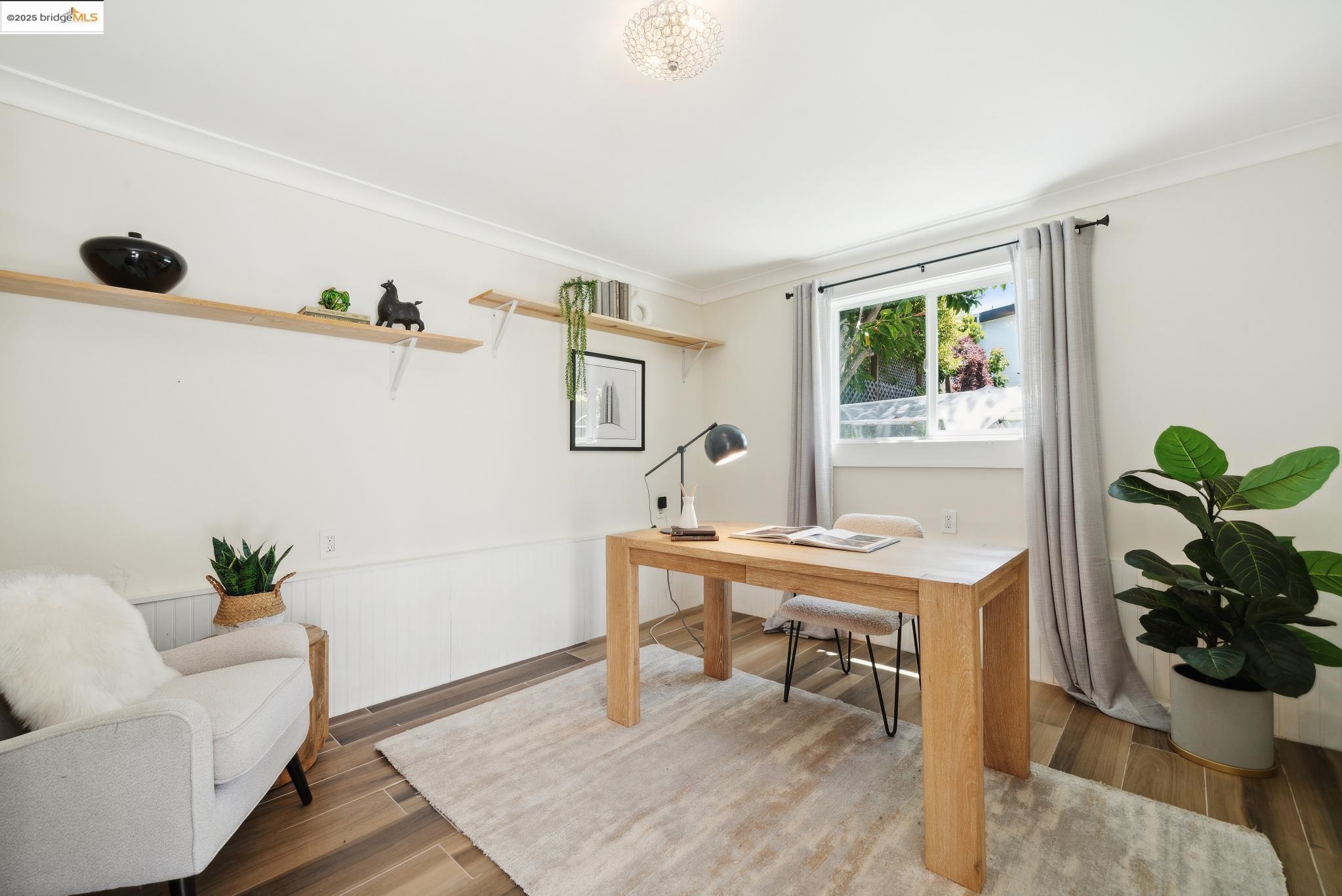 Detail Gallery Image 27 of 56 For 1412 Alcatraz Ave, Berkeley,  CA 94702 - 3 Beds | 2 Baths
