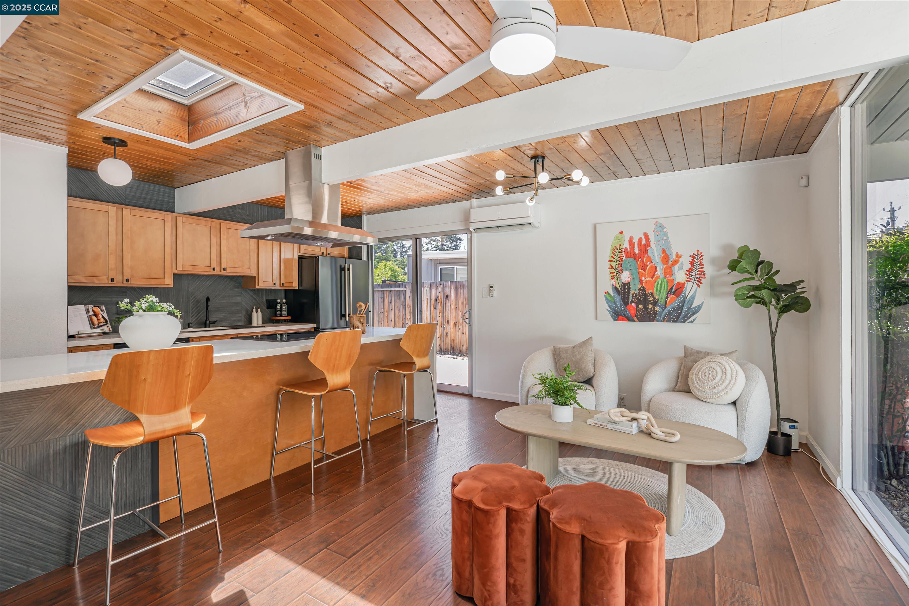 Detail Gallery Image 18 of 52 For 1243 Lancashire Dr, Concord,  CA 94518 - 4 Beds | 2 Baths