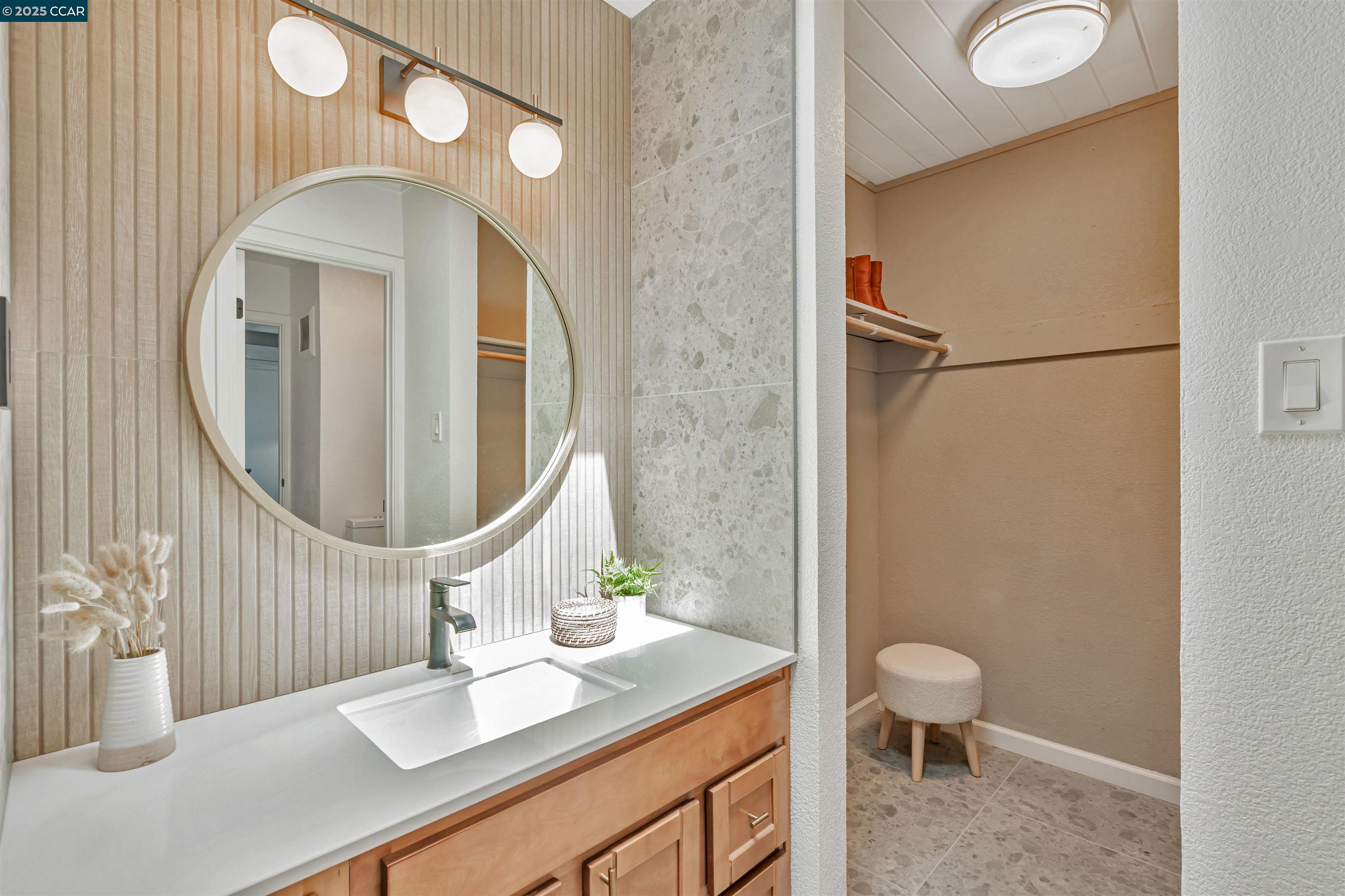 Detail Gallery Image 22 of 52 For 1243 Lancashire Dr, Concord,  CA 94518 - 4 Beds | 2 Baths