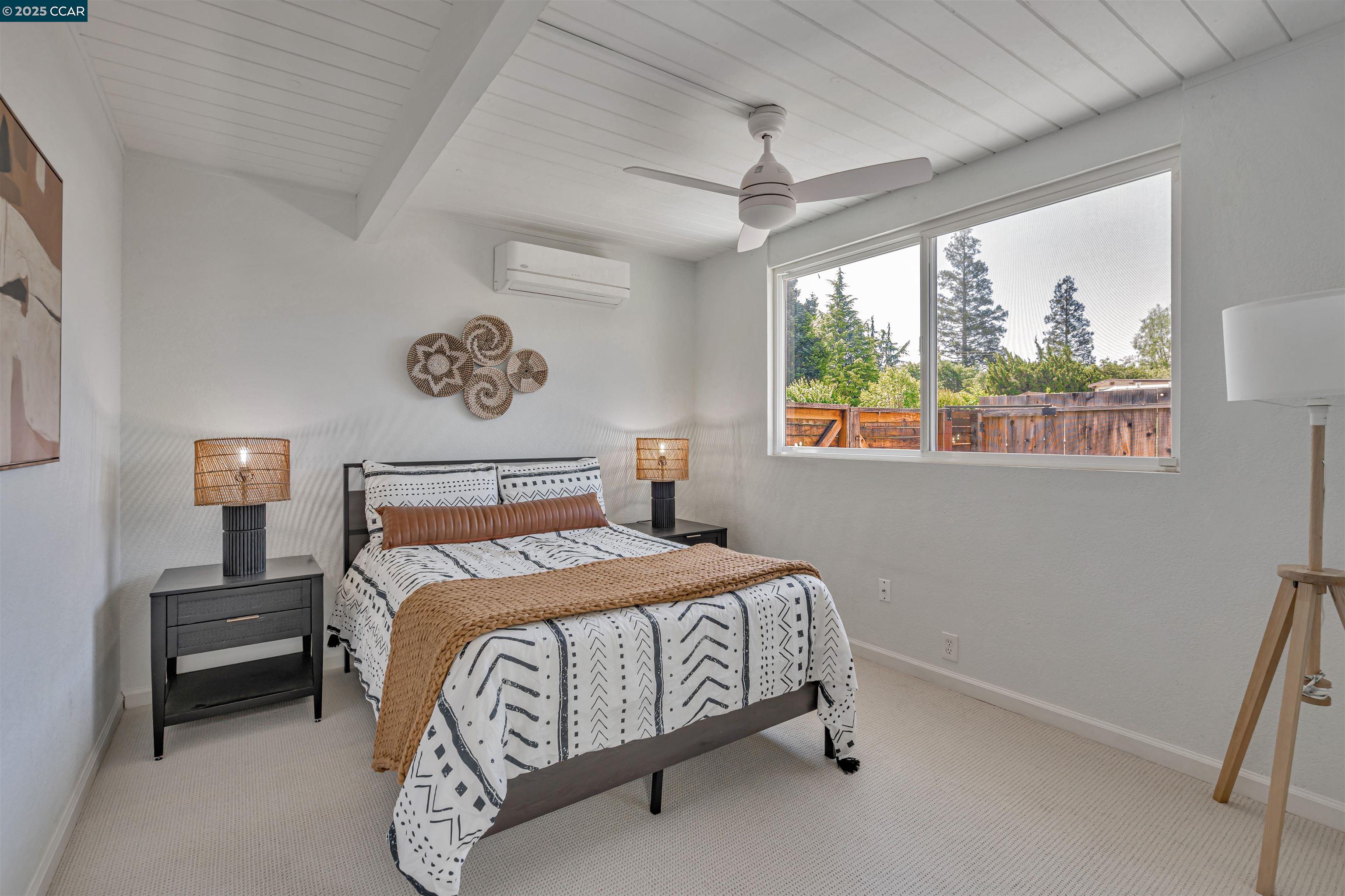 Detail Gallery Image 24 of 52 For 1243 Lancashire Dr, Concord,  CA 94518 - 4 Beds | 2 Baths
