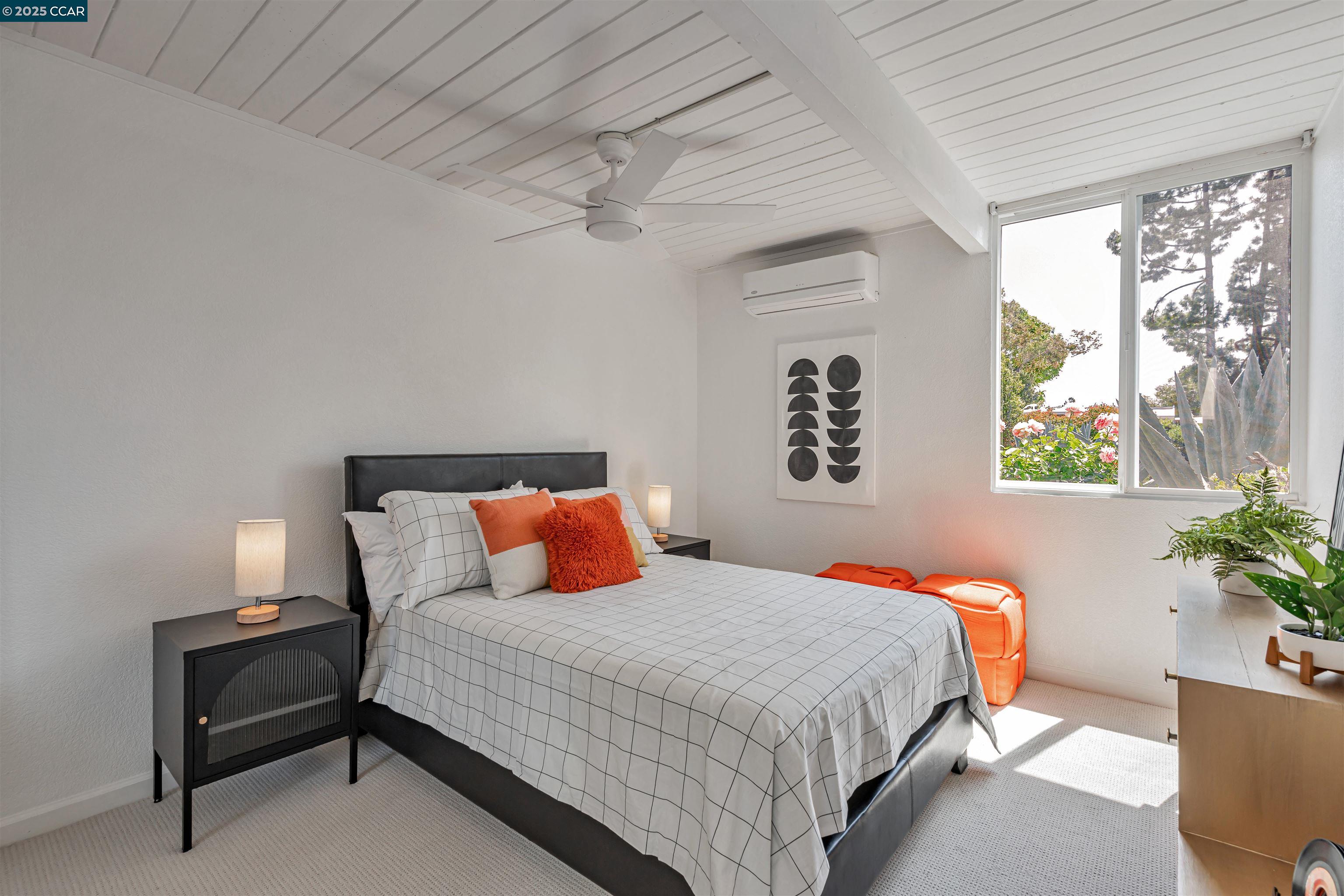 Detail Gallery Image 28 of 52 For 1243 Lancashire Dr, Concord,  CA 94518 - 4 Beds | 2 Baths