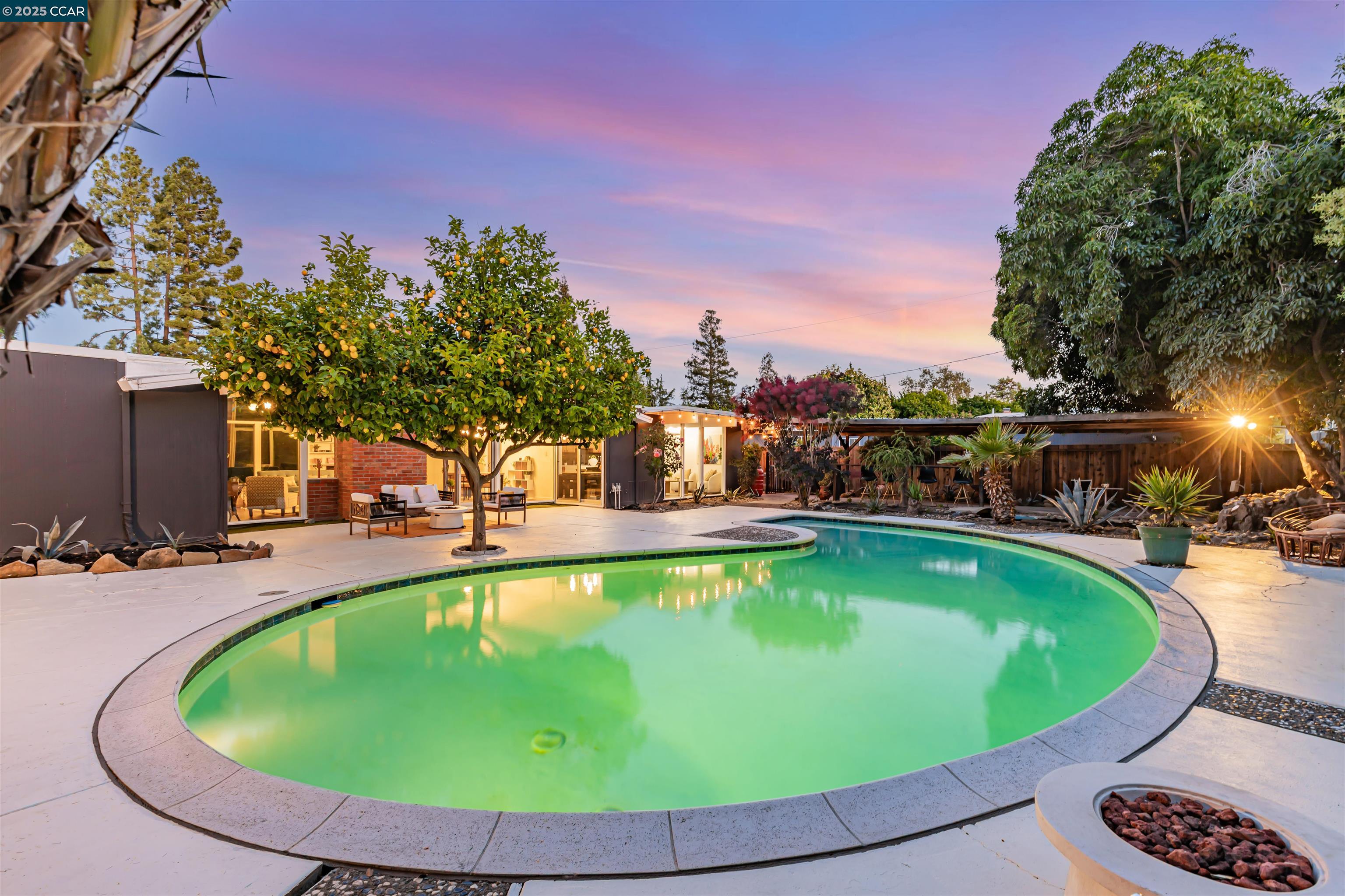 Detail Gallery Image 41 of 52 For 1243 Lancashire Dr, Concord,  CA 94518 - 4 Beds | 2 Baths