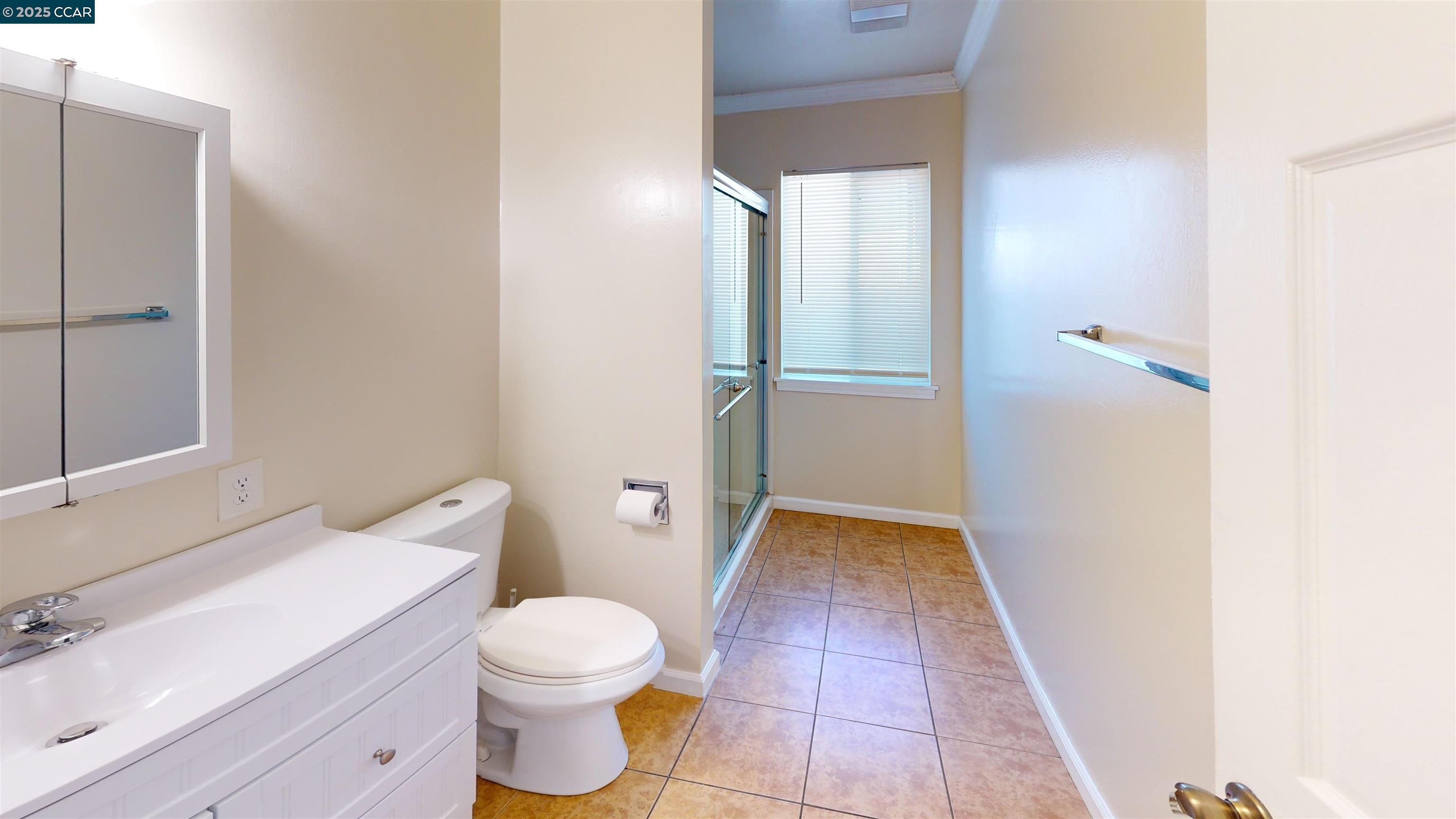 Detail Gallery Image 12 of 35 For 2029 Sutter Ave, San Pablo,  CA 94806 - 3 Beds | 1/2 Baths