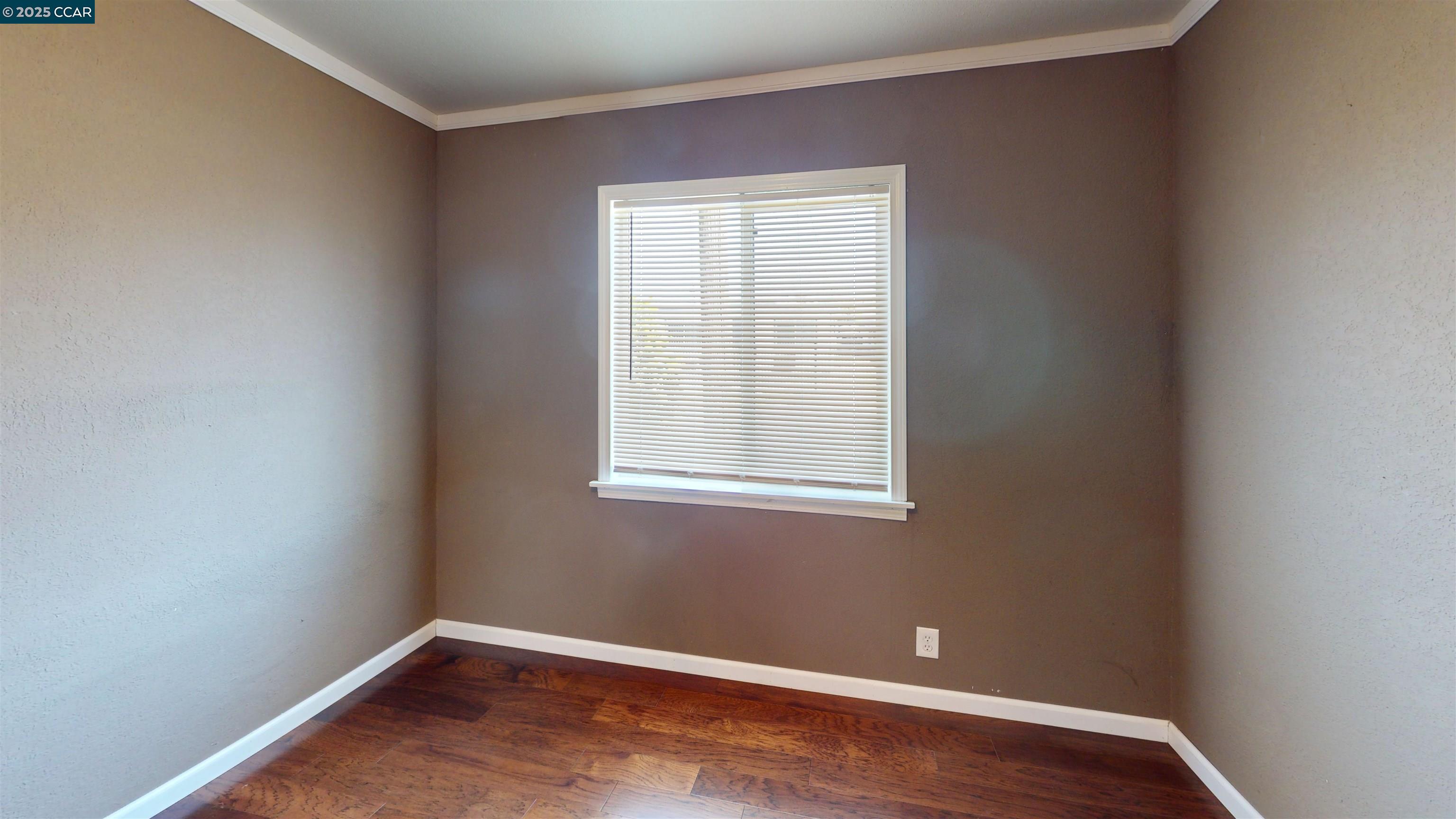 Detail Gallery Image 14 of 35 For 2029 Sutter Ave, San Pablo,  CA 94806 - 3 Beds | 1/2 Baths