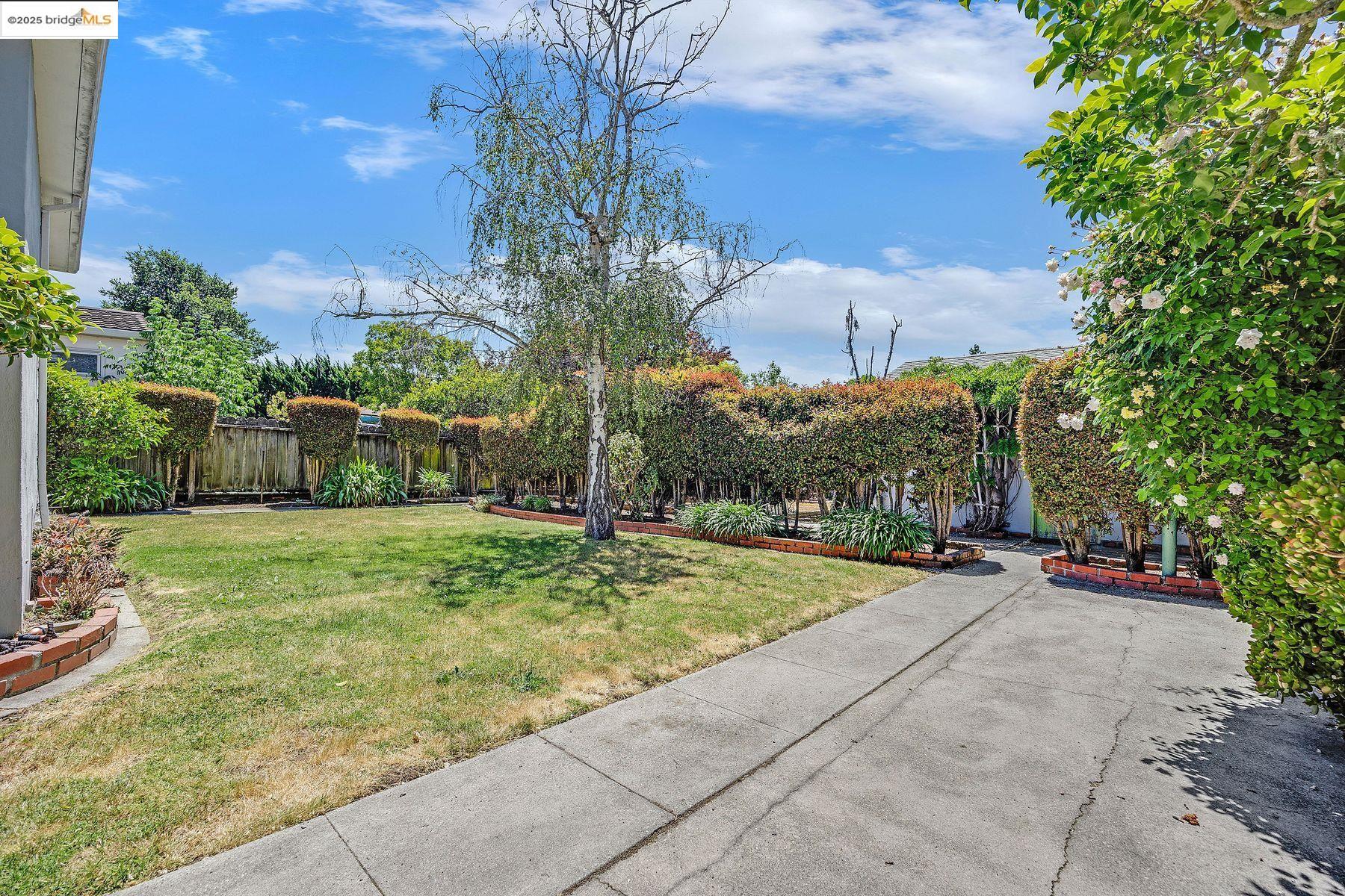 Detail Gallery Image 30 of 41 For 317 Victoria Street, El Cerrito,  CA 94530 - 4 Beds | 2 Baths