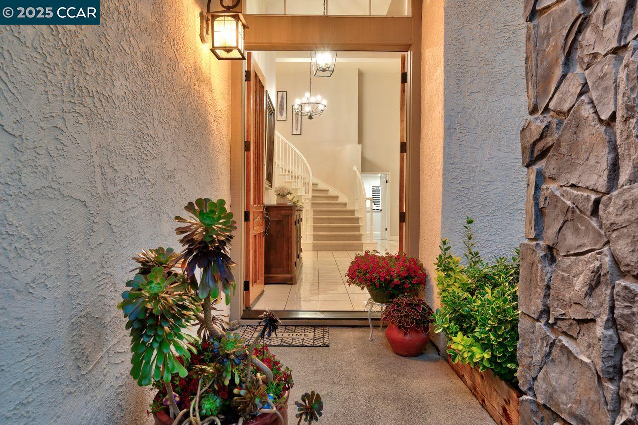 Detail Gallery Image 54 of 60 For 5220 Portillo Valley, San Ramon,  CA 94583 - 4 Beds | 3 Baths