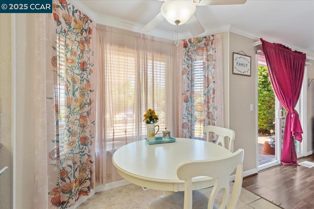 Detail Gallery Image 16 of 58 For 3852 Rockford Dr, Antioch,  CA 94509 - 4 Beds | 2/1 Baths