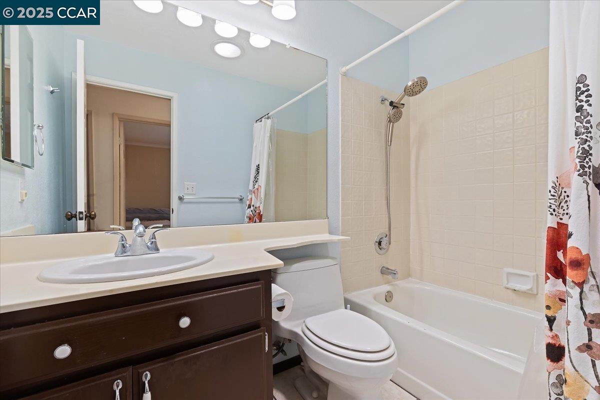 Detail Gallery Image 32 of 58 For 3852 Rockford Dr, Antioch,  CA 94509 - 4 Beds | 2/1 Baths