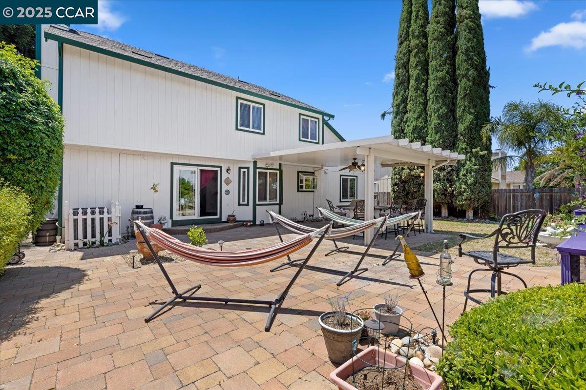 Detail Gallery Image 35 of 58 For 3852 Rockford Dr, Antioch,  CA 94509 - 4 Beds | 2/1 Baths