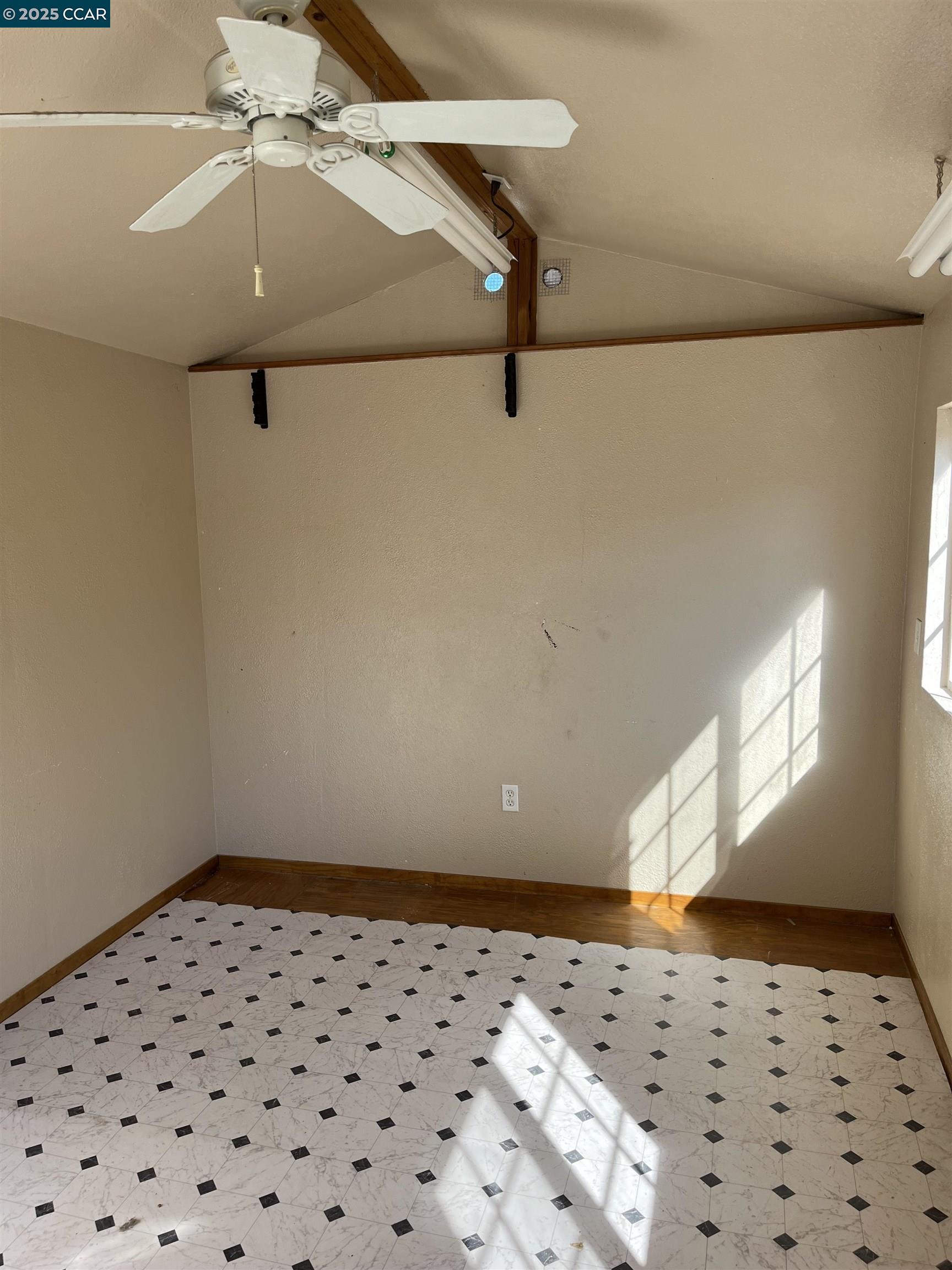 Detail Gallery Image 42 of 58 For 3852 Rockford Dr, Antioch,  CA 94509 - 4 Beds | 2/1 Baths