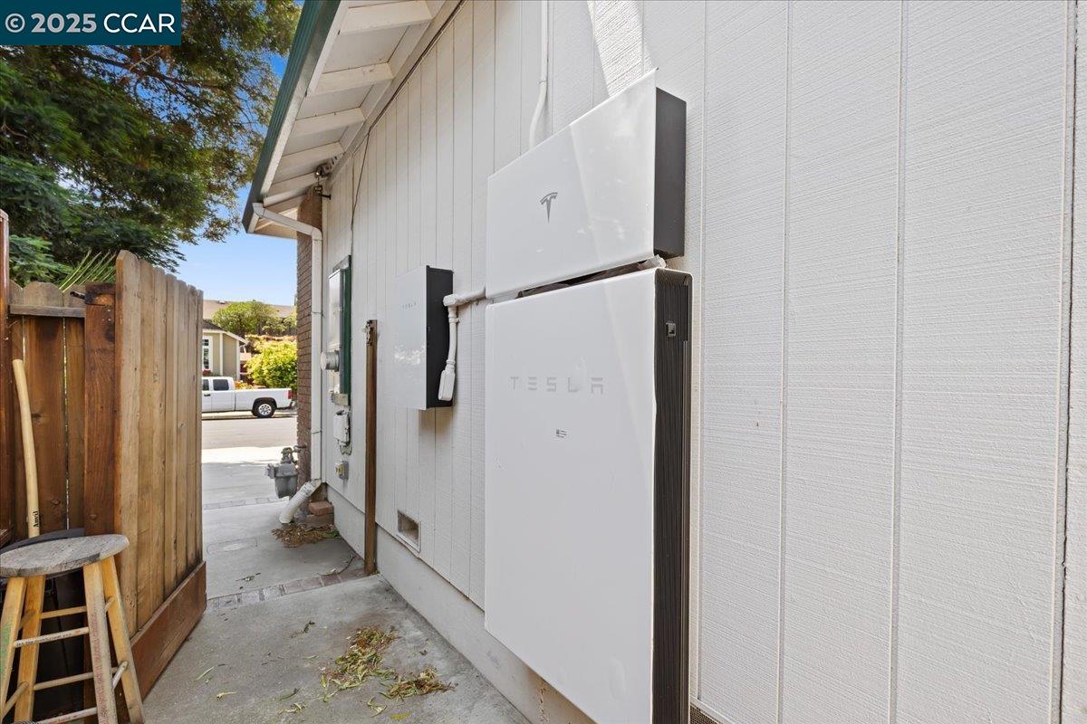 Detail Gallery Image 46 of 58 For 3852 Rockford Dr, Antioch,  CA 94509 - 4 Beds | 2/1 Baths