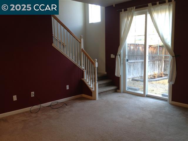 Detail Gallery Image 11 of 11 For 1646 Old Bridge Way, Stockton,  CA 95204 - 3 Beds | 2/1 Baths