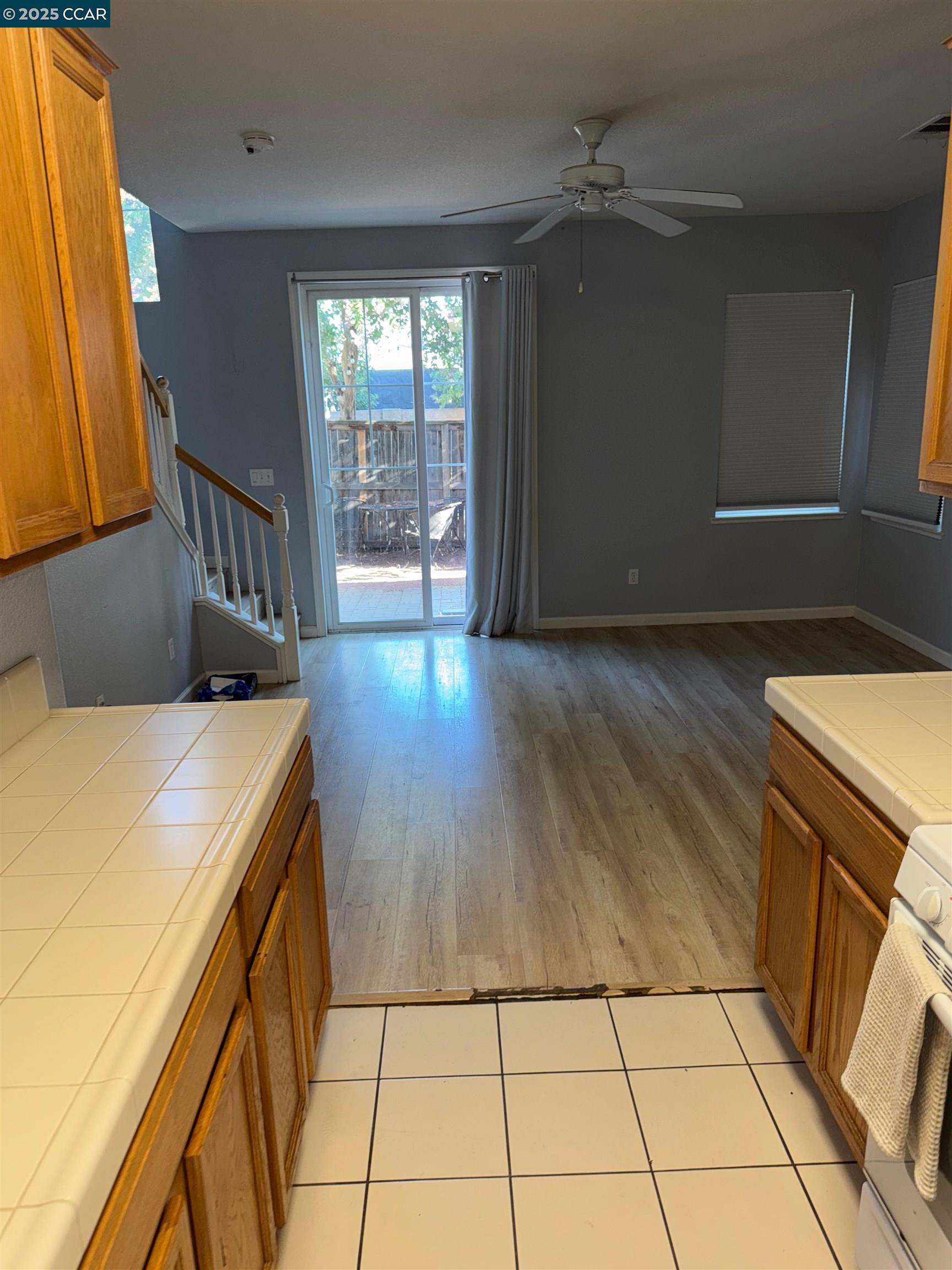 Detail Gallery Image 14 of 22 For 1646 Old Bridge Way, Stockton,  CA 95204 - 3 Beds | 2/1 Baths