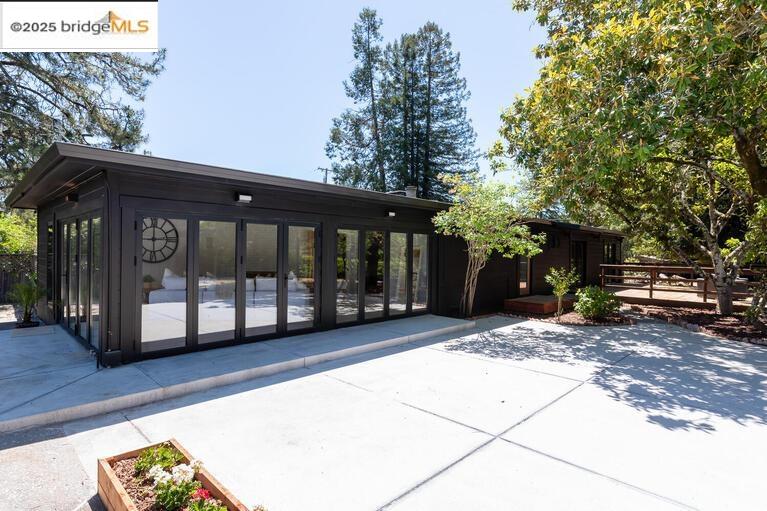 Detail Gallery Image 1 of 1 For 7766 Mirabel Rd, Forestville,  CA 95436 - 4 Beds | 3 Baths