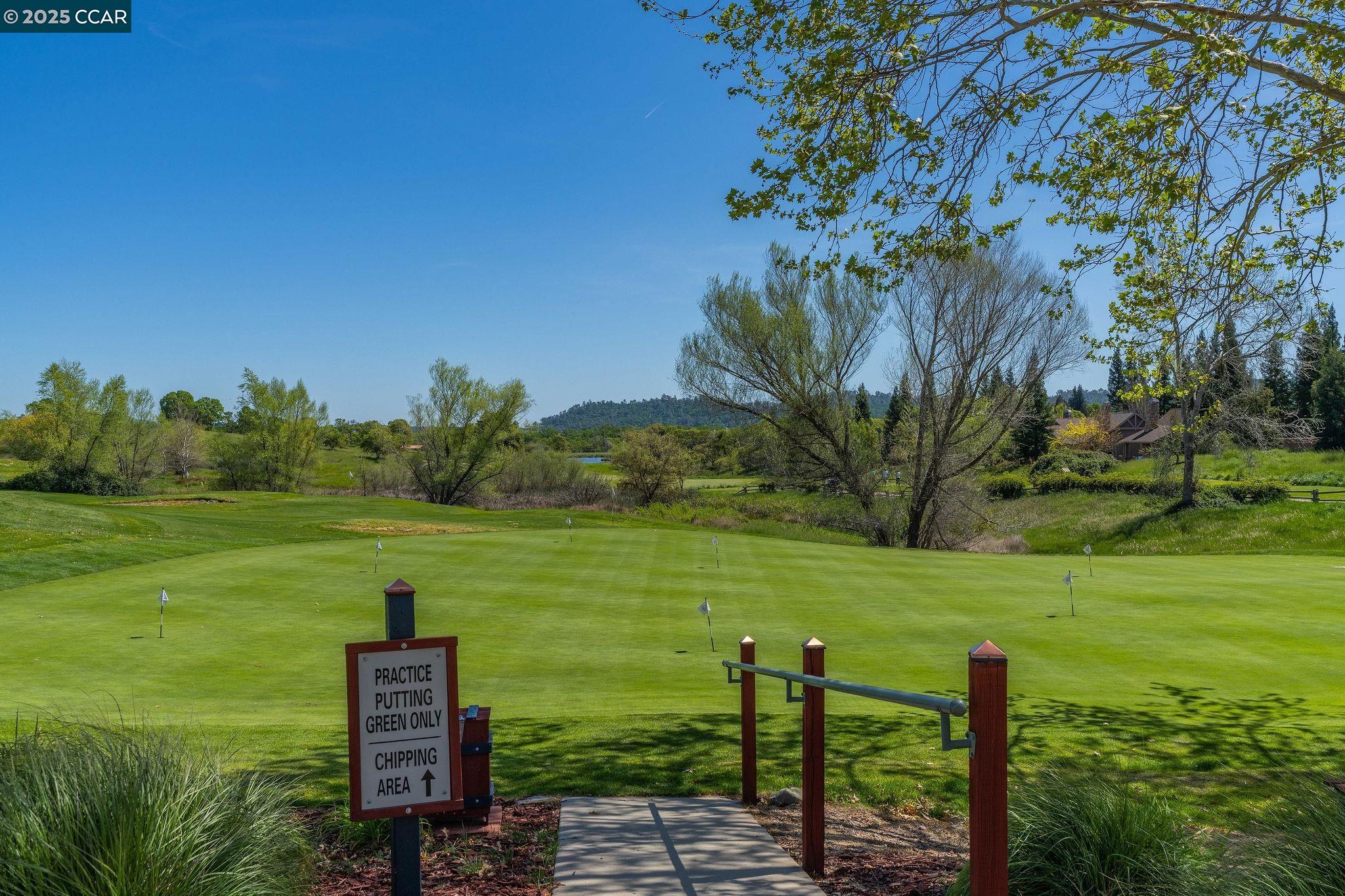Detail Gallery Image 7 of 10 For 224 Quail Creek Terrace, Copperopolis,  CA 95228 - 3 Beds | 2/1 Baths