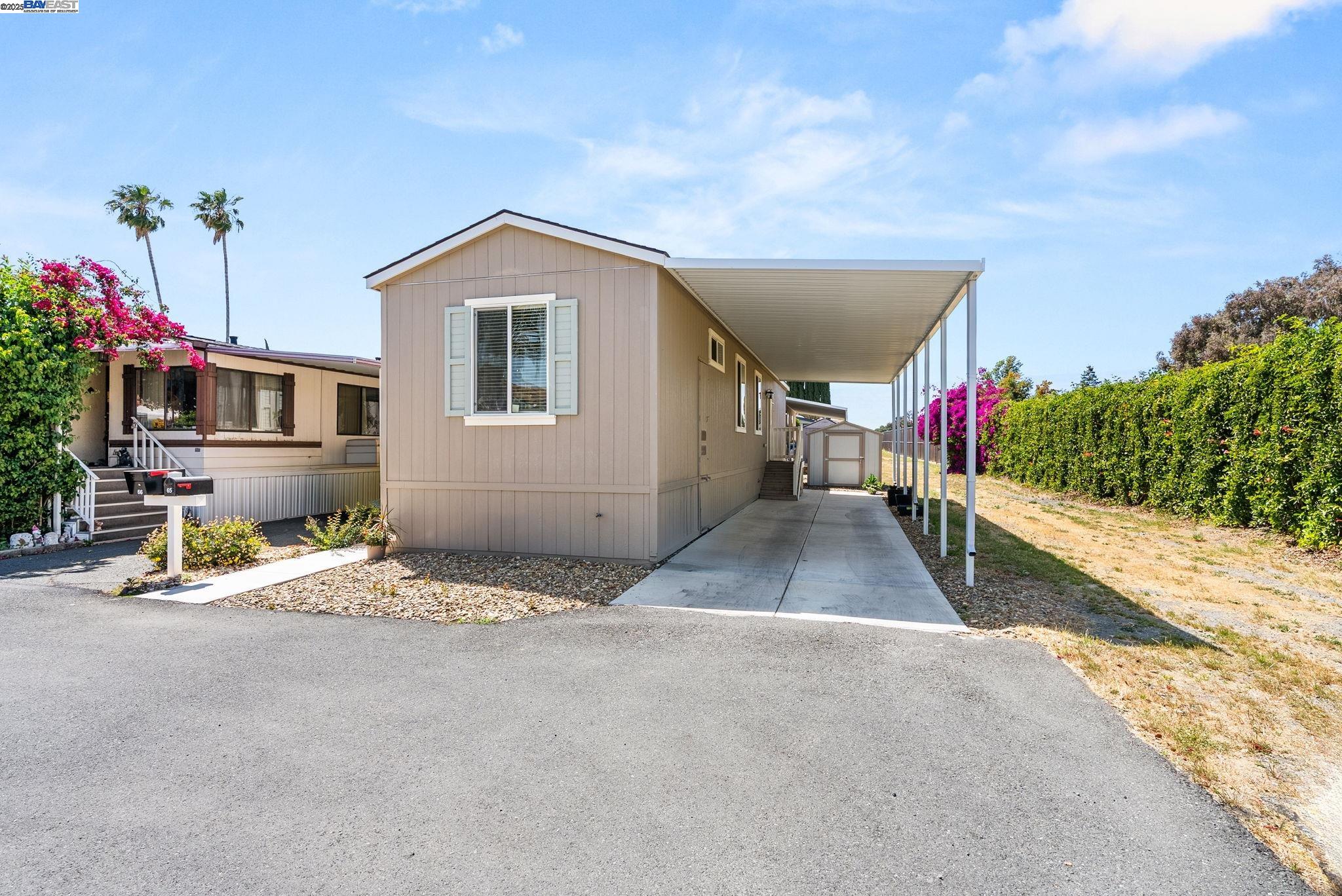 Detail Gallery Image 23 of 33 For 65 Pali, Pittsburg,  CA 94565 - 2 Beds | 2 Baths
