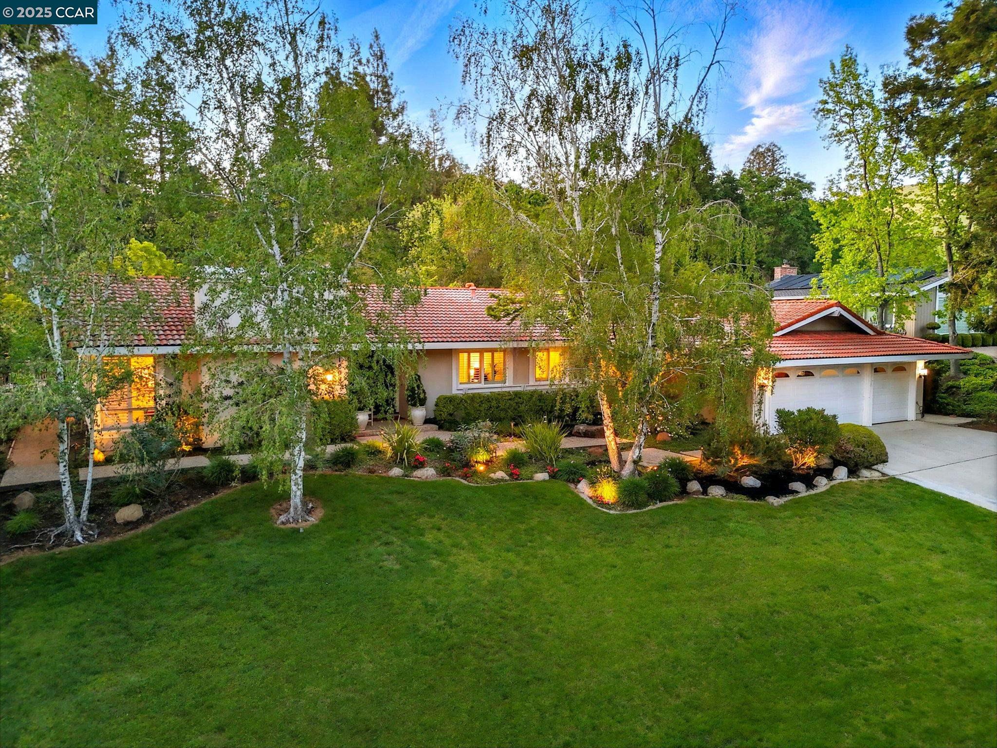 Detail Gallery Image 1 of 59 For 1804 Piedras Circle, Alamo,  CA 94507 - 4 Beds | 2/1 Baths