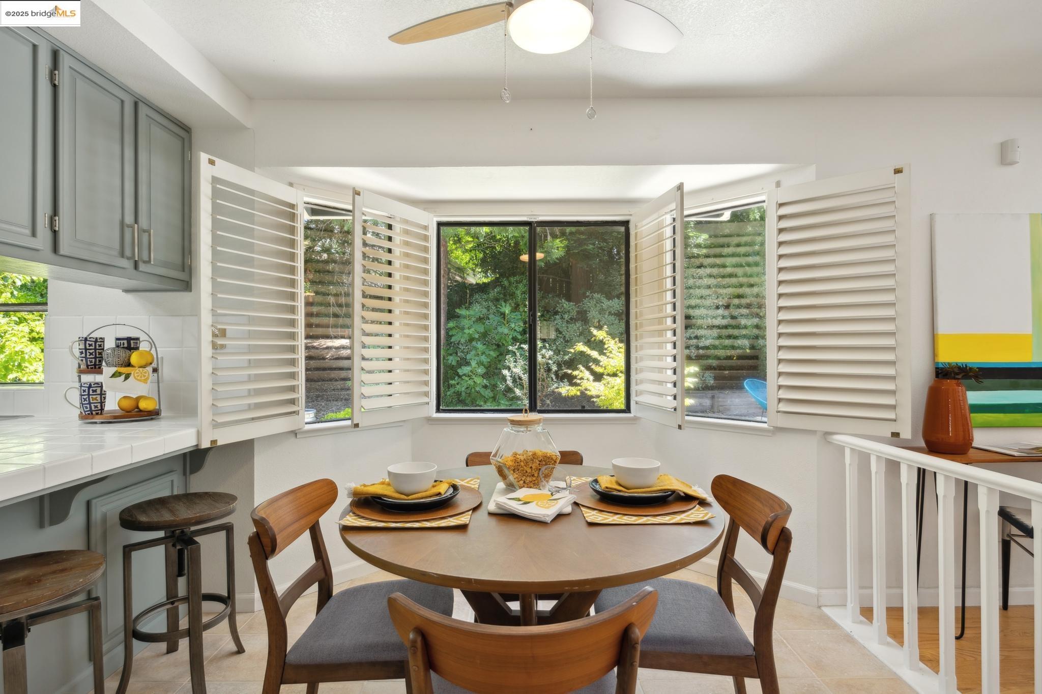 Detail Gallery Image 17 of 57 For 507 Elderwood Dr, Martinez,  CA 94553 - 4 Beds | 3 Baths