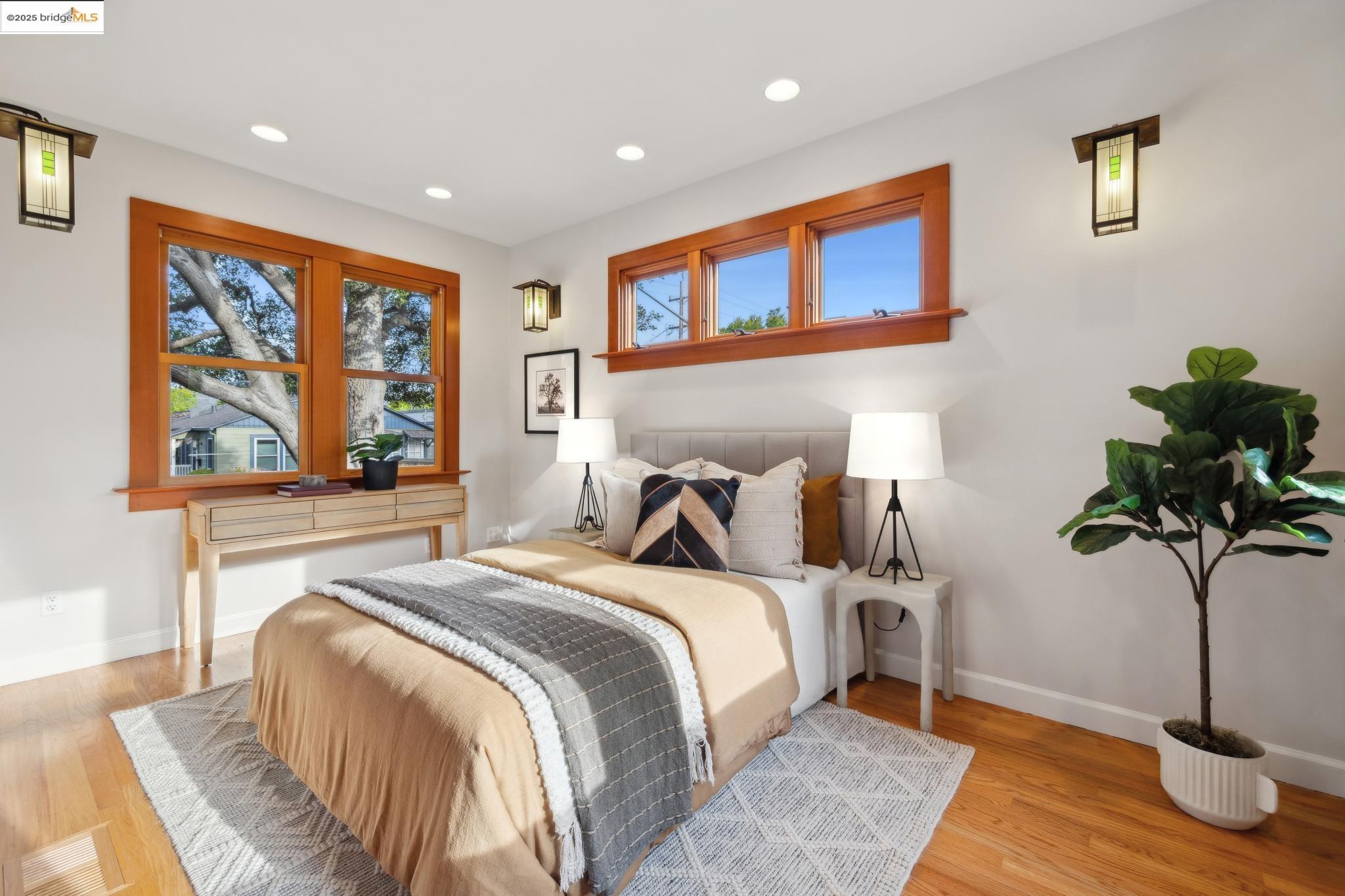 Detail Gallery Image 13 of 58 For 817 Curtis St, Albany,  CA 94706 - 4 Beds | 2/1 Baths