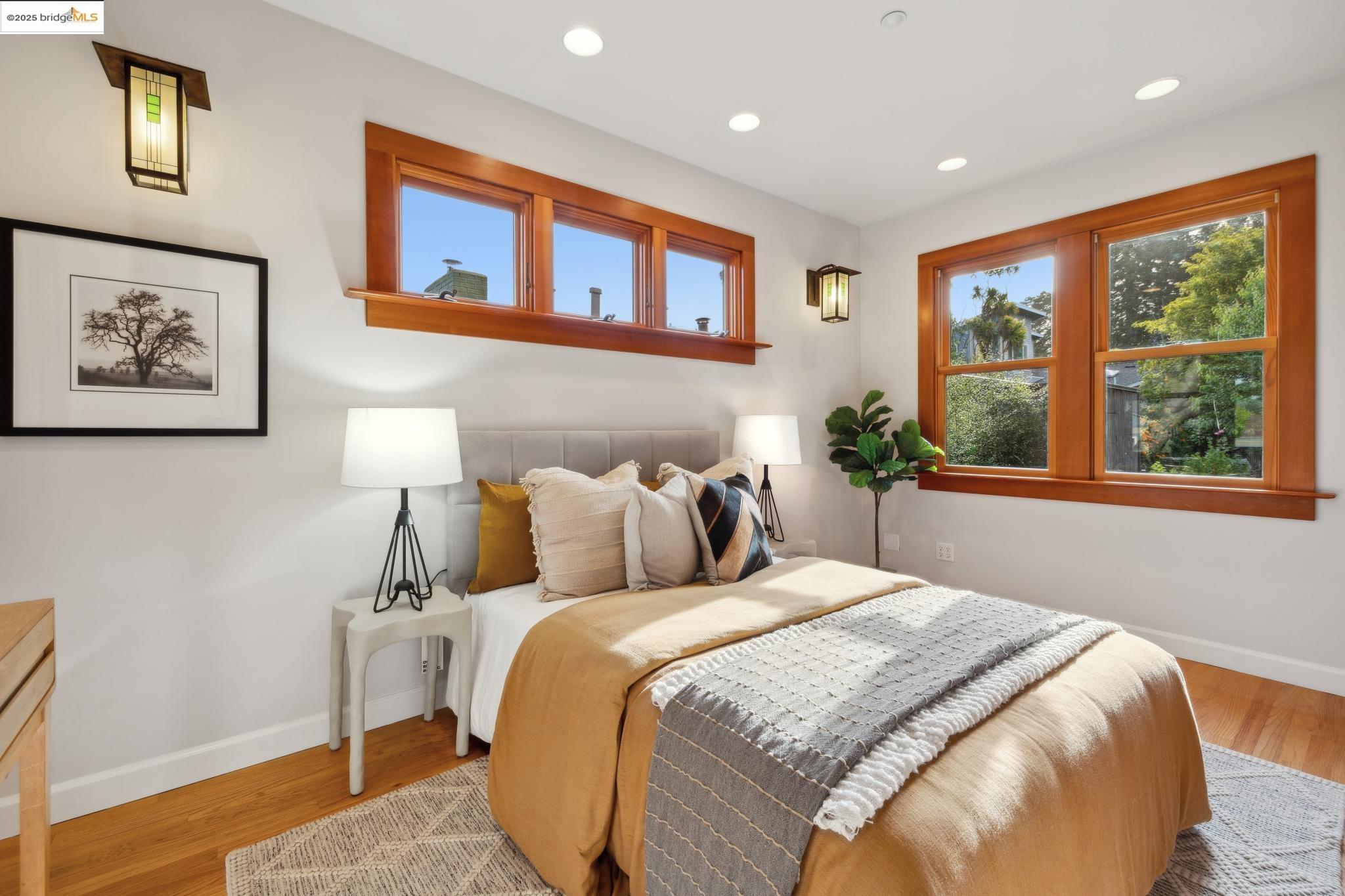 Detail Gallery Image 14 of 58 For 817 Curtis St, Albany,  CA 94706 - 4 Beds | 2/1 Baths