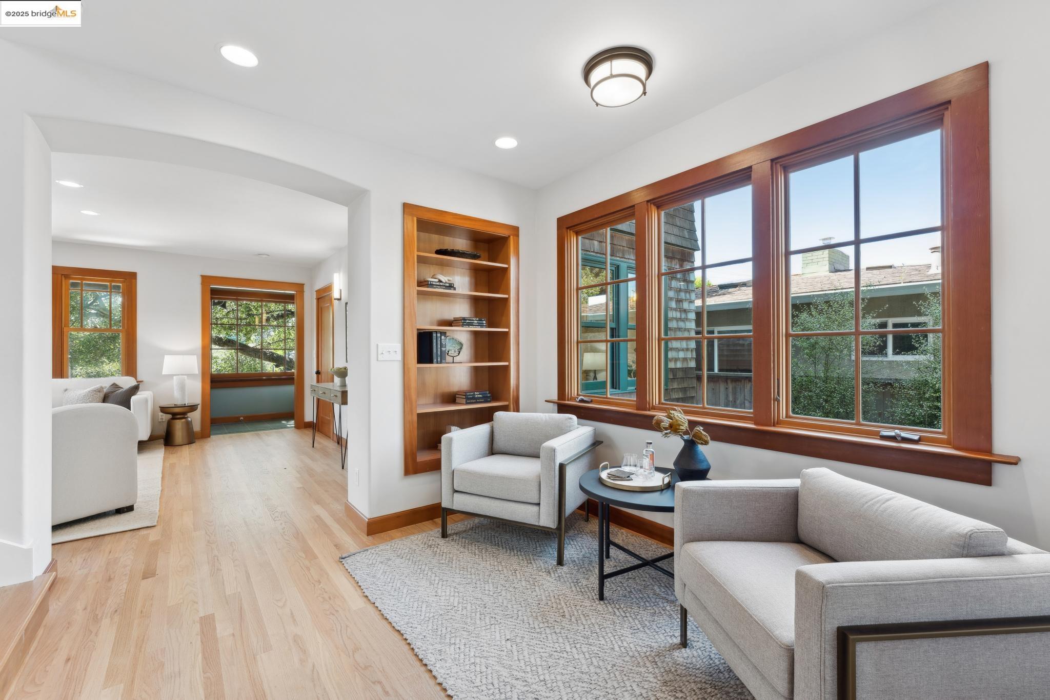 Detail Gallery Image 15 of 58 For 817 Curtis St, Albany,  CA 94706 - 4 Beds | 2/1 Baths