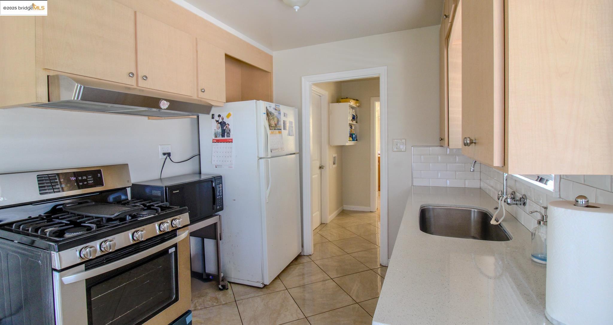 Detail Gallery Image 7 of 13 For 301 Texas St, Antioch,  CA 94509 - 2 Beds | 1 Baths