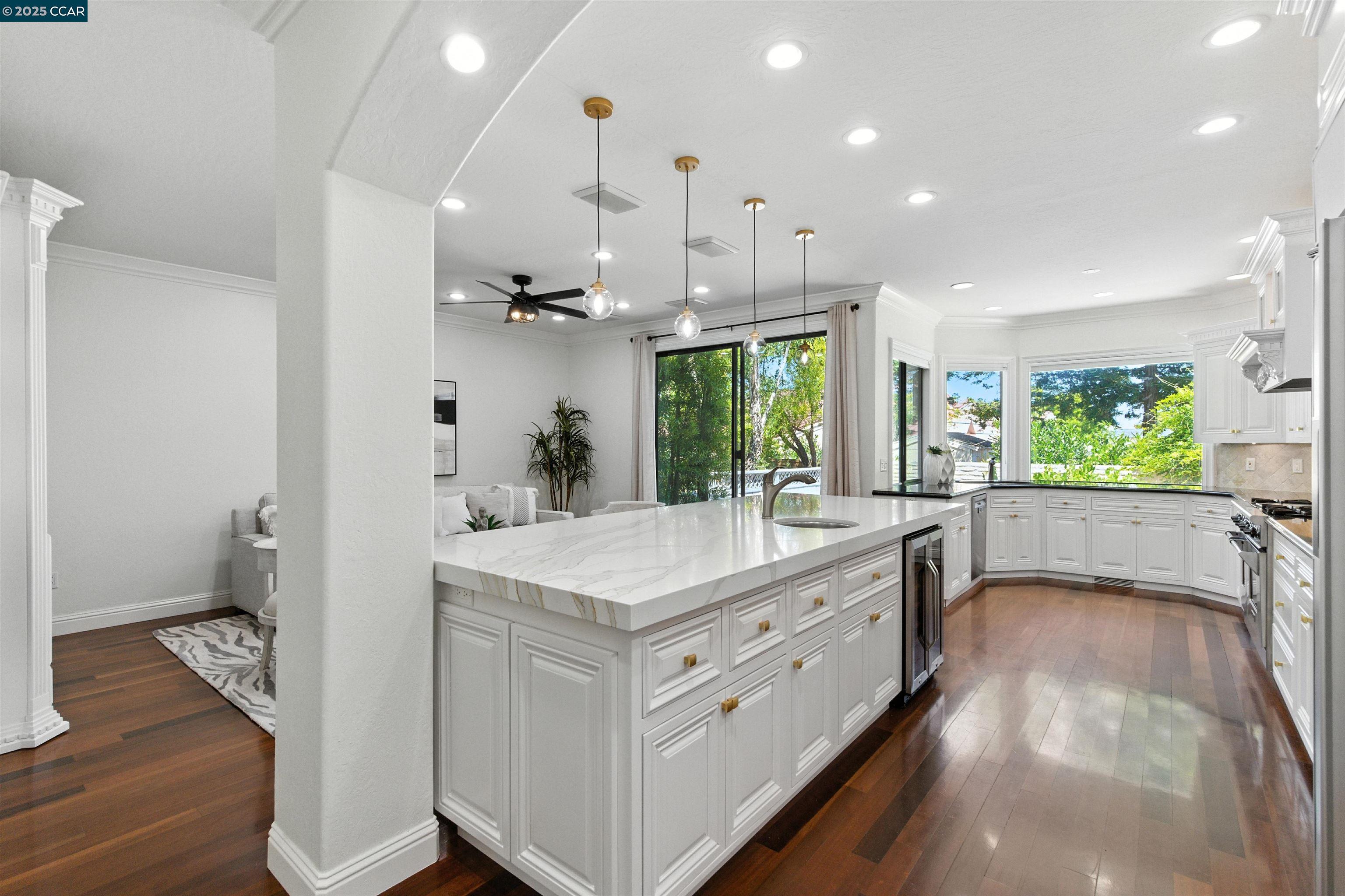 Photo #9: 41098418 Listing: Photo #9