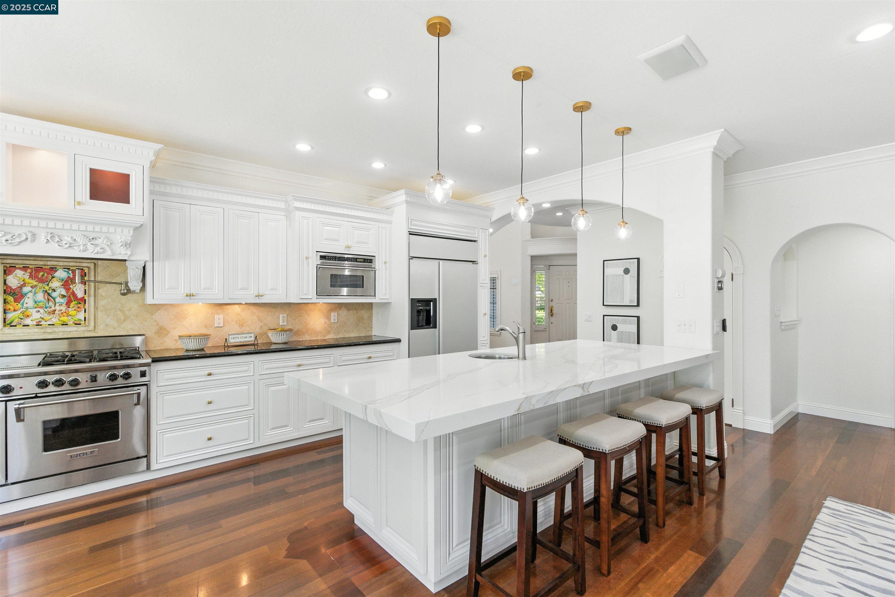 Photo #10: 41098418 Listing: Photo #10