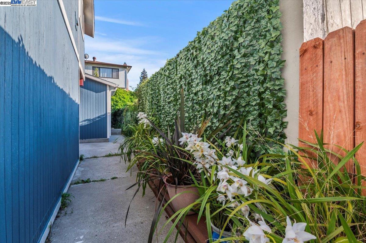 Detail Gallery Image 43 of 57 For 2168 167th Ave, San Leandro,  CA 94578 - 3 Beds | 2 Baths