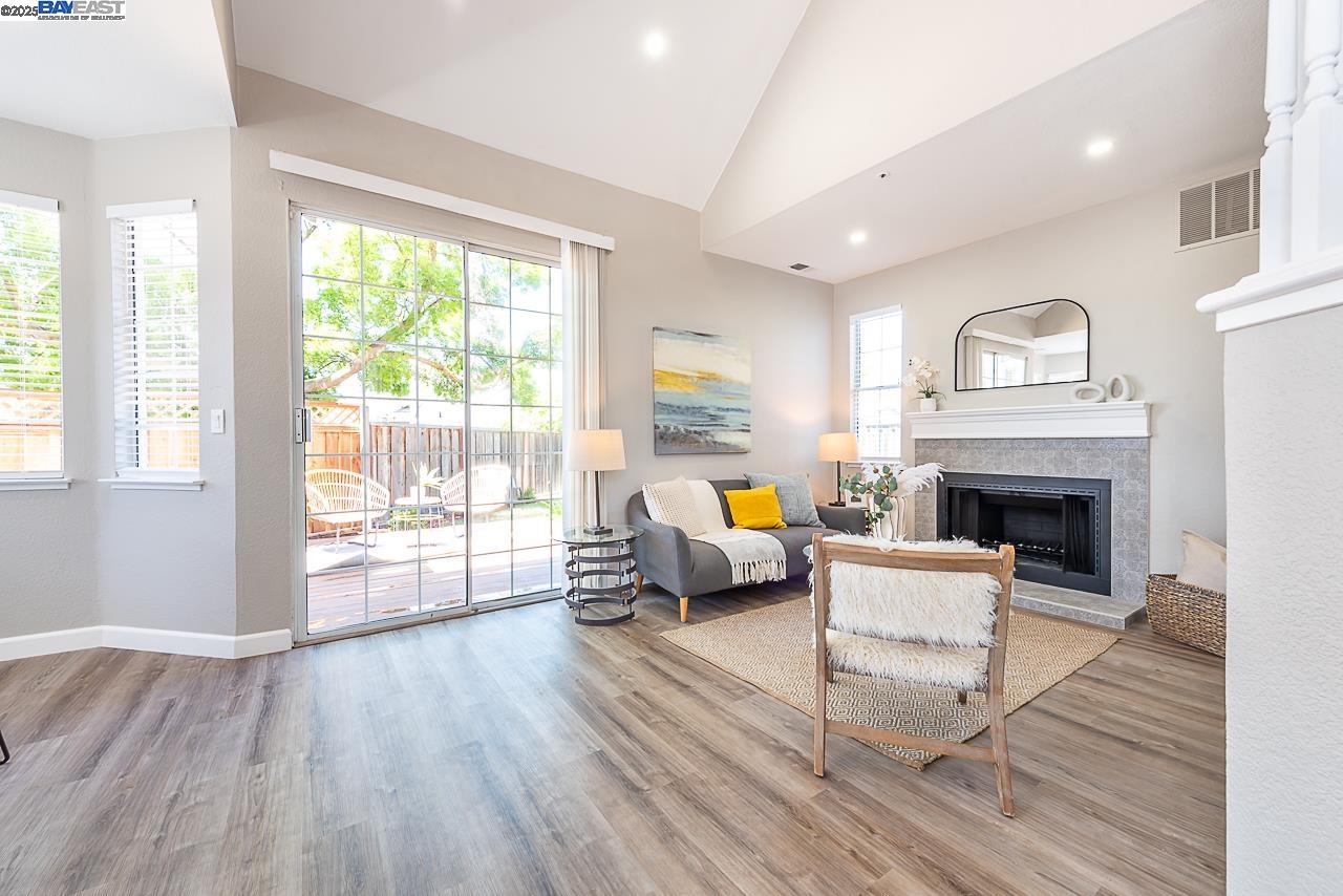 Detail Gallery Image 14 of 60 For 4708 Cabello St, Union City,  CA 94587 - 3 Beds | 2/1 Baths