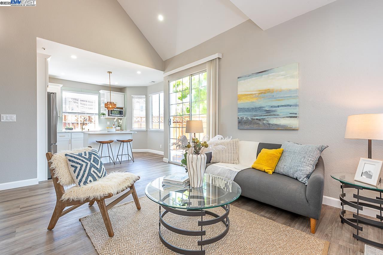 Detail Gallery Image 18 of 60 For 4708 Cabello St, Union City,  CA 94587 - 3 Beds | 2/1 Baths