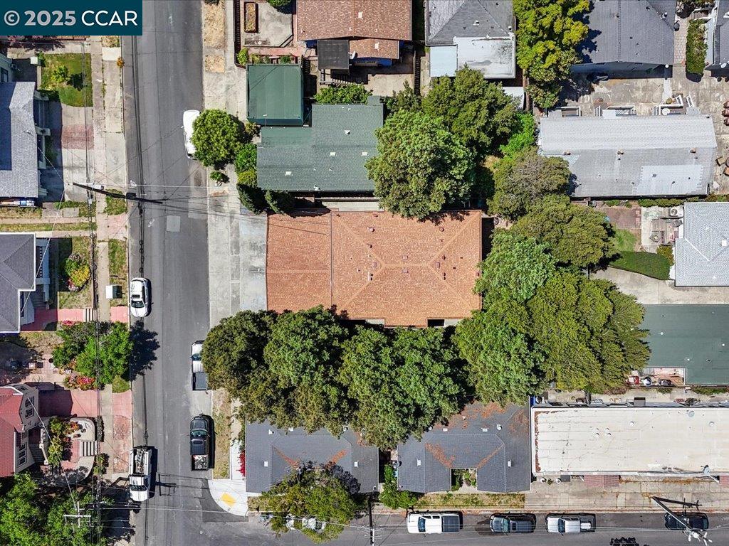 Detail Gallery Image 20 of 21 For 221 Green St, Martinez,  CA 94553 - – Beds | – Baths