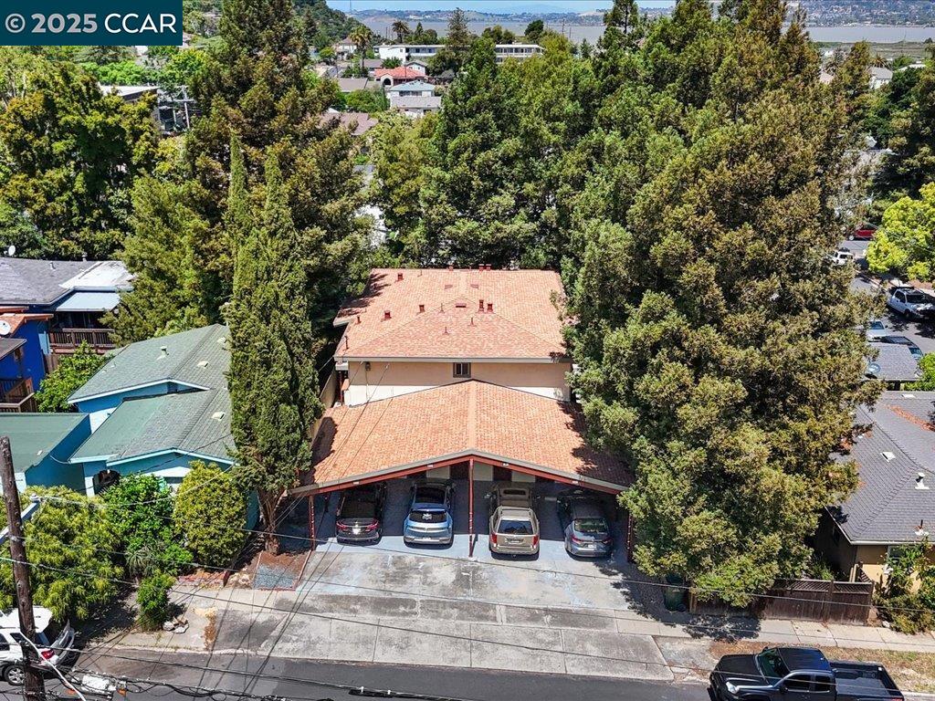 Detail Gallery Image 3 of 21 For 221 Green St, Martinez,  CA 94553 - – Beds | – Baths