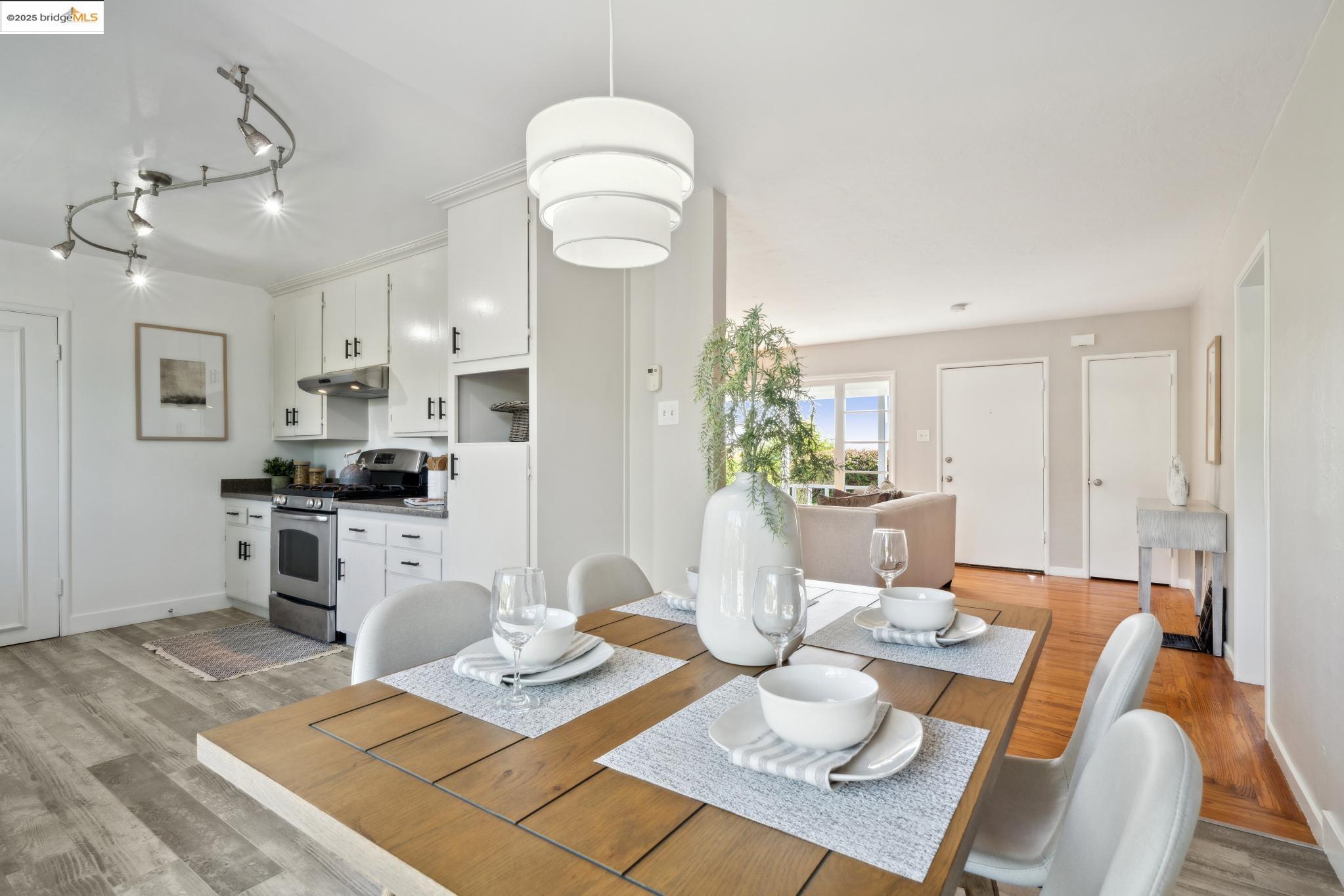Detail Gallery Image 11 of 33 For 664 Amador St, Richmond,  CA 94805 - 2 Beds | 1 Baths