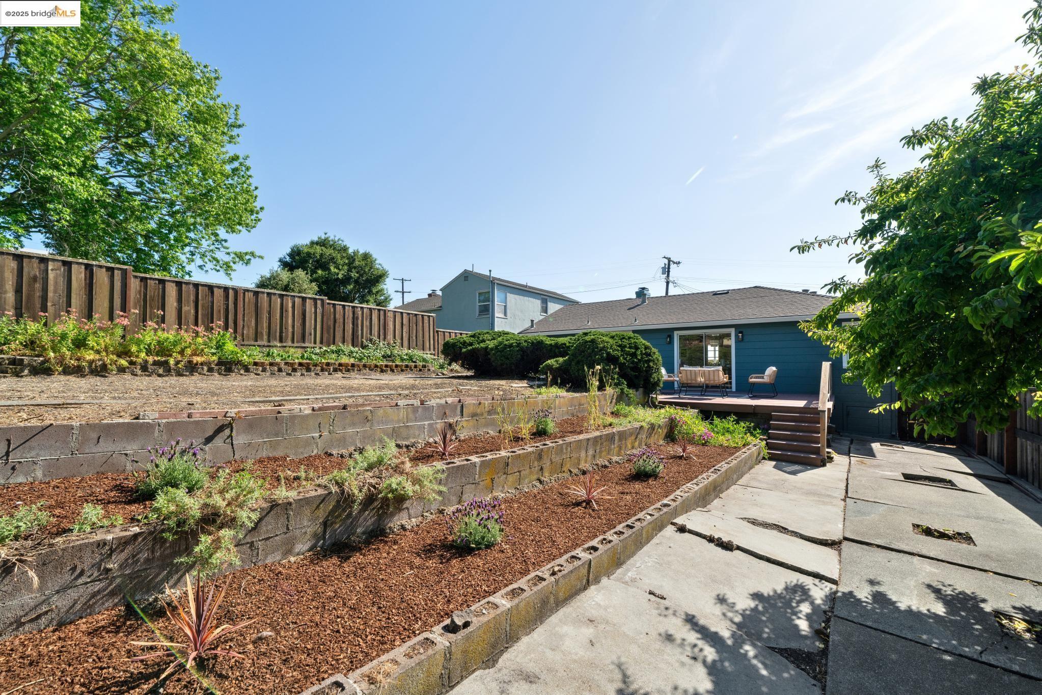 Detail Gallery Image 33 of 33 For 664 Amador St, Richmond,  CA 94805 - 2 Beds | 1 Baths