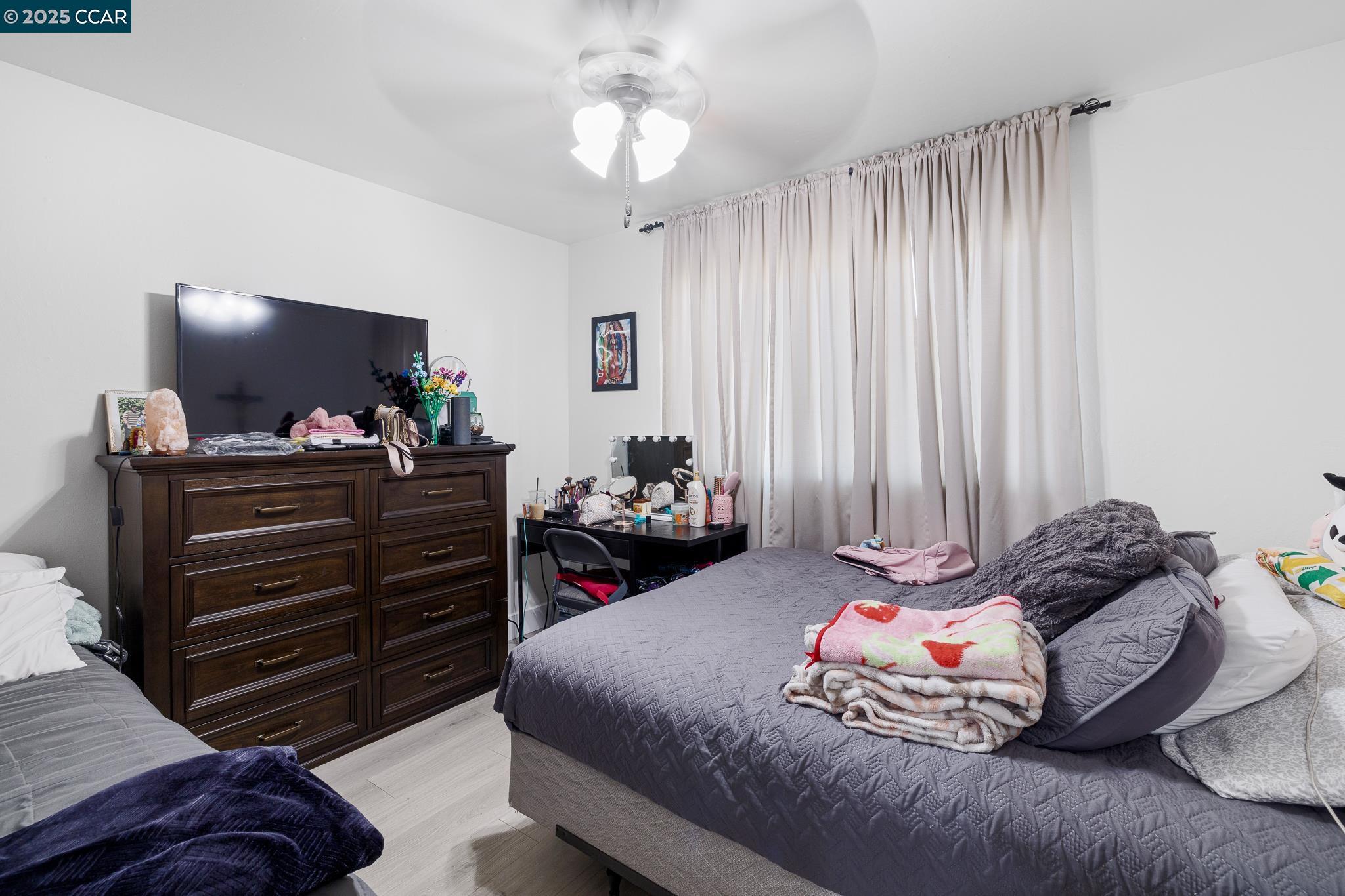 Detail Gallery Image 14 of 23 For 1652 Deems St, Pittsburg,  CA 94565 - 3 Beds | 1 Baths
