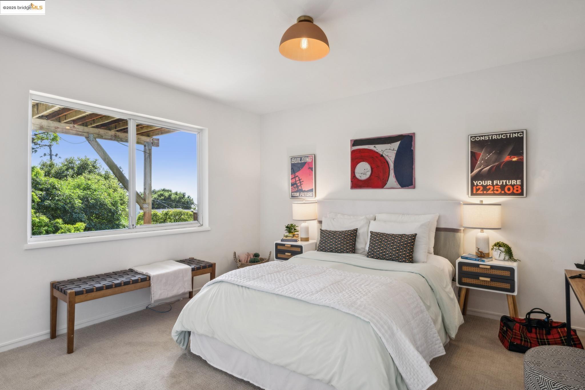Detail Gallery Image 20 of 56 For Grizzly Peak Blvd, Berkeley,  CA 94708 - 4 Beds | 2/1 Baths