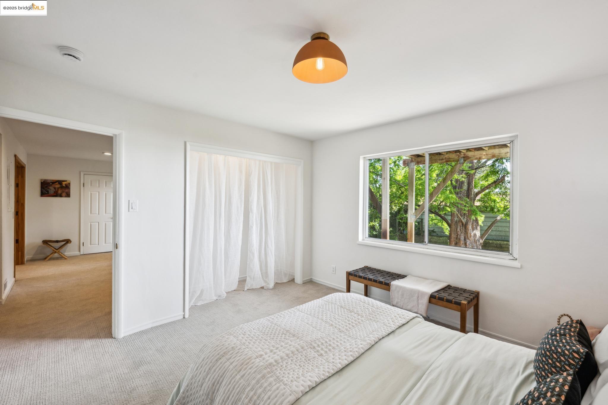 Detail Gallery Image 21 of 56 For Grizzly Peak Blvd, Berkeley,  CA 94708 - 4 Beds | 2/1 Baths