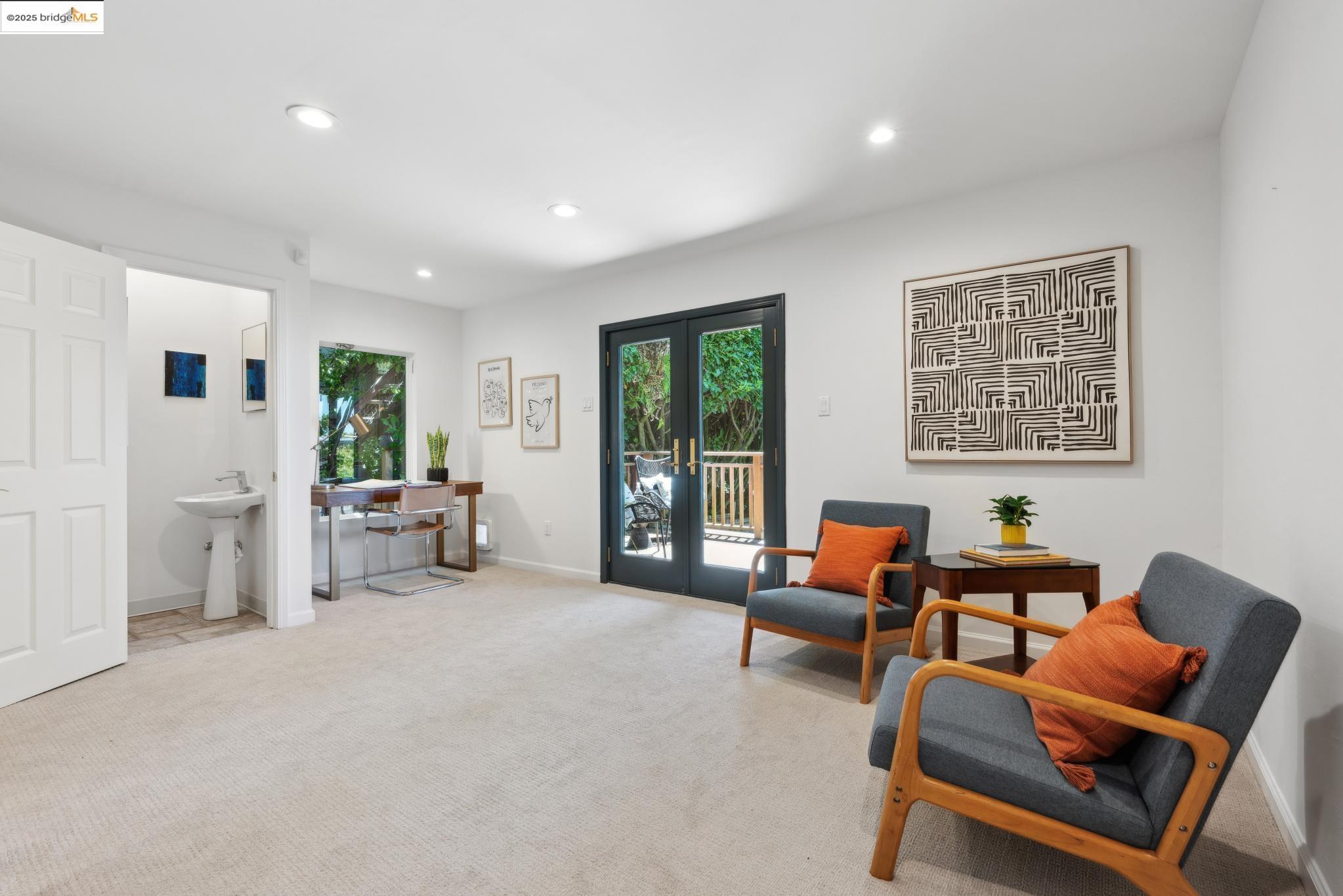 Detail Gallery Image 29 of 56 For Grizzly Peak Blvd, Berkeley,  CA 94708 - 4 Beds | 2/1 Baths