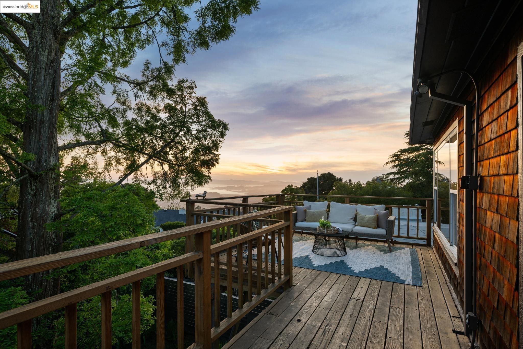 Detail Gallery Image 35 of 56 For Grizzly Peak Blvd, Berkeley,  CA 94708 - 4 Beds | 2/1 Baths