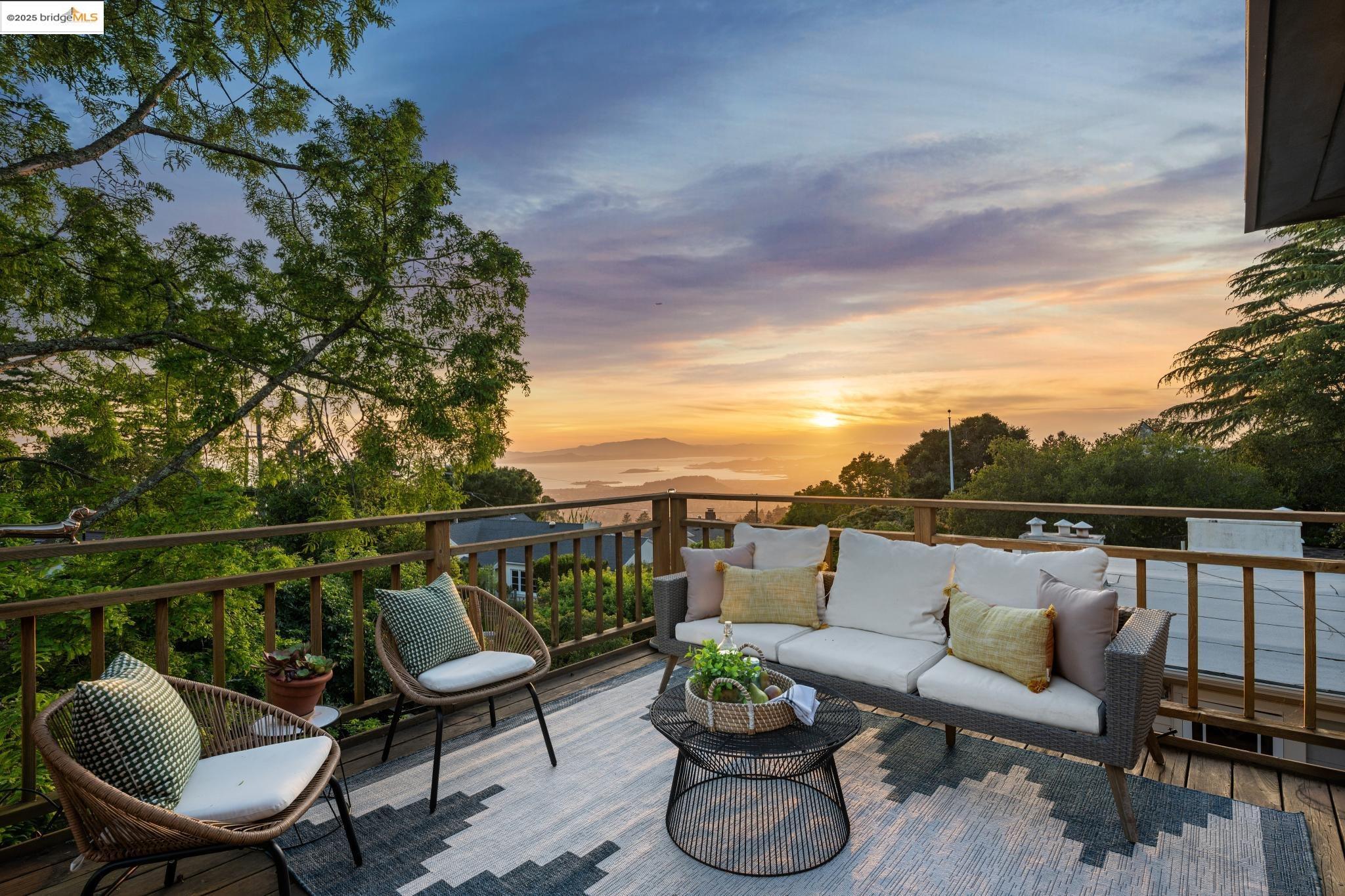 Detail Gallery Image 41 of 56 For Grizzly Peak Blvd, Berkeley,  CA 94708 - 4 Beds | 2/1 Baths