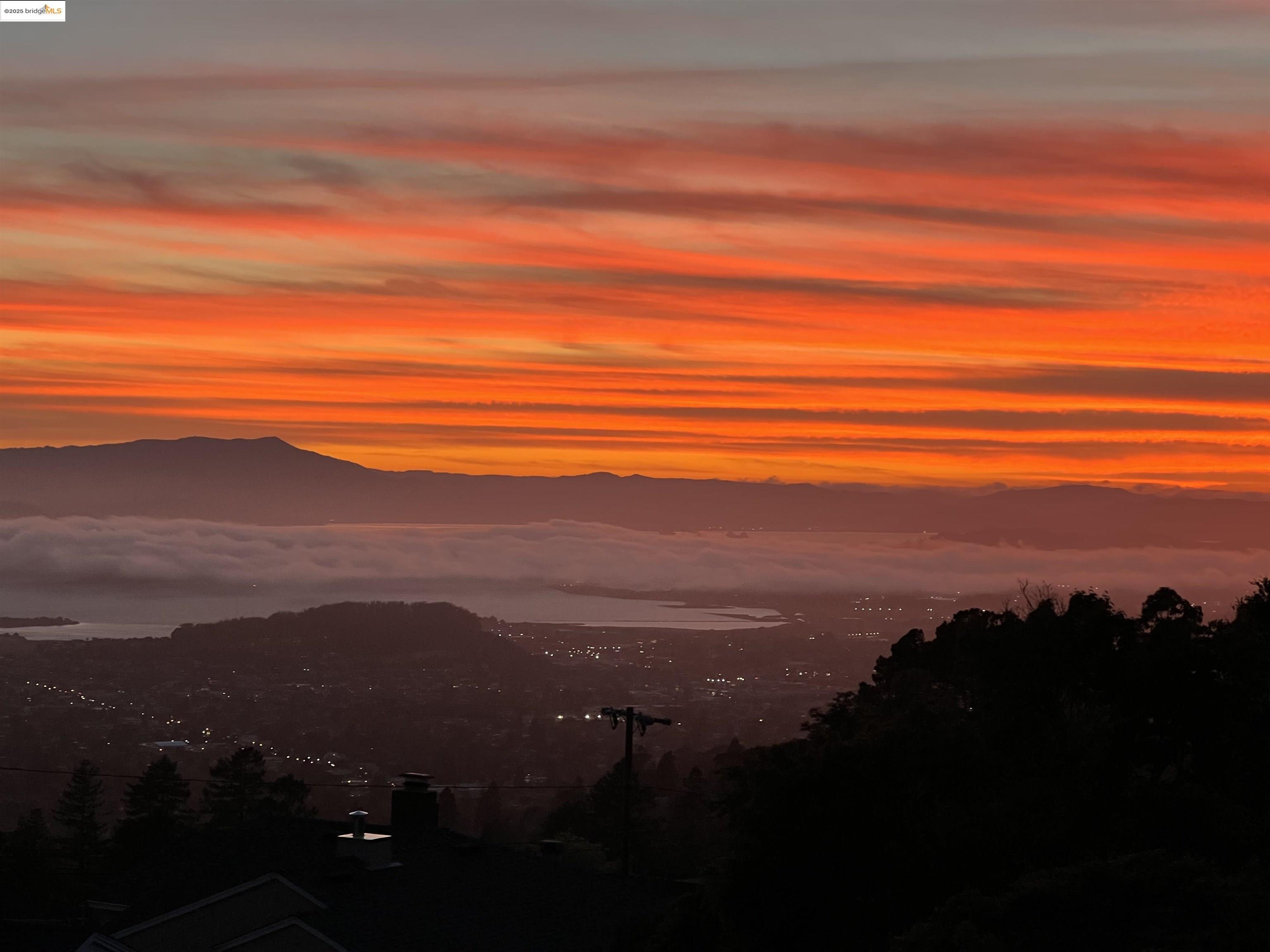Detail Gallery Image 49 of 56 For Grizzly Peak Blvd, Berkeley,  CA 94708 - 4 Beds | 2/1 Baths
