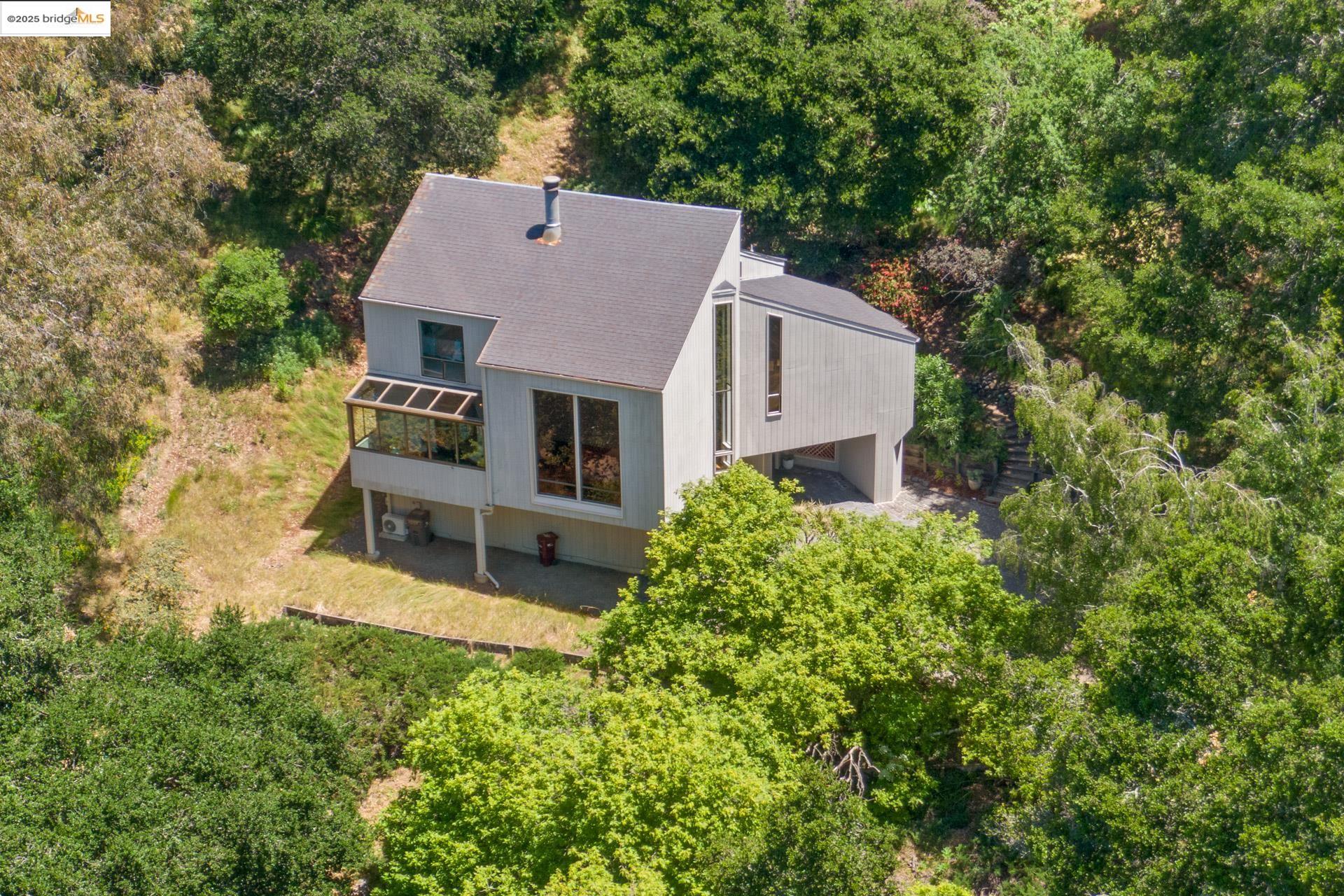 Detail Gallery Image 31 of 31 For 6766 Armour Dr, Oakland,  CA 94611 - 2 Beds | 2 Baths
