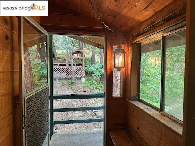 Detail Gallery Image 17 of 38 For 21627 Eel River Drive, Sonora,  CA 95370 - 3 Beds | 3 Baths