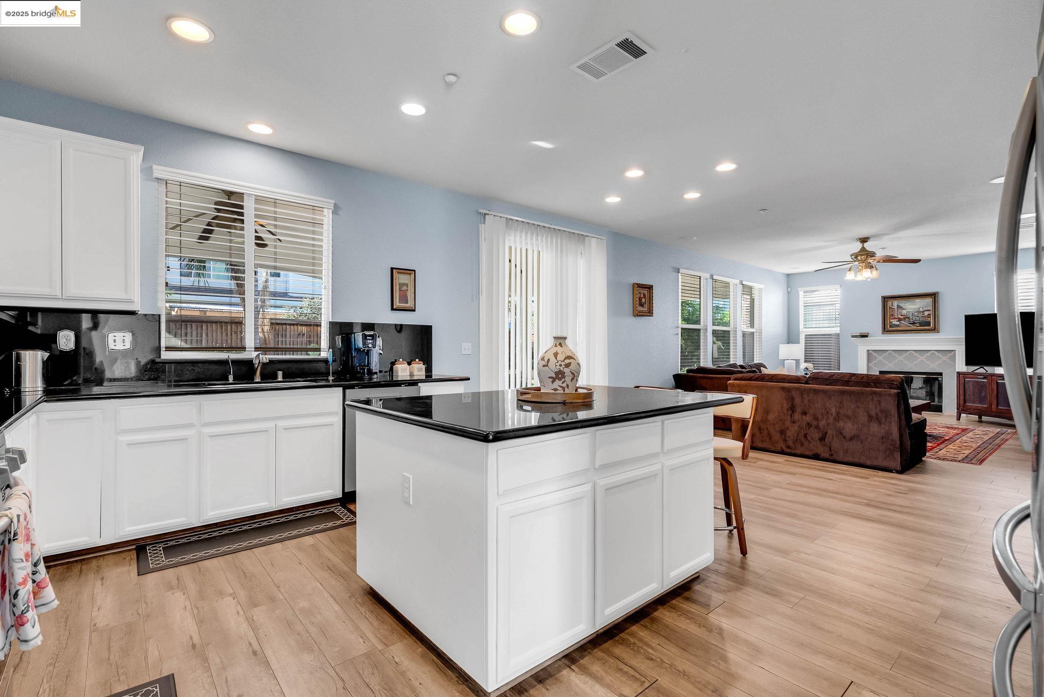 Detail Gallery Image 22 of 42 For 1361 Tiffany Drive, Brentwood,  CA 94513 - 4 Beds | 3/1 Baths