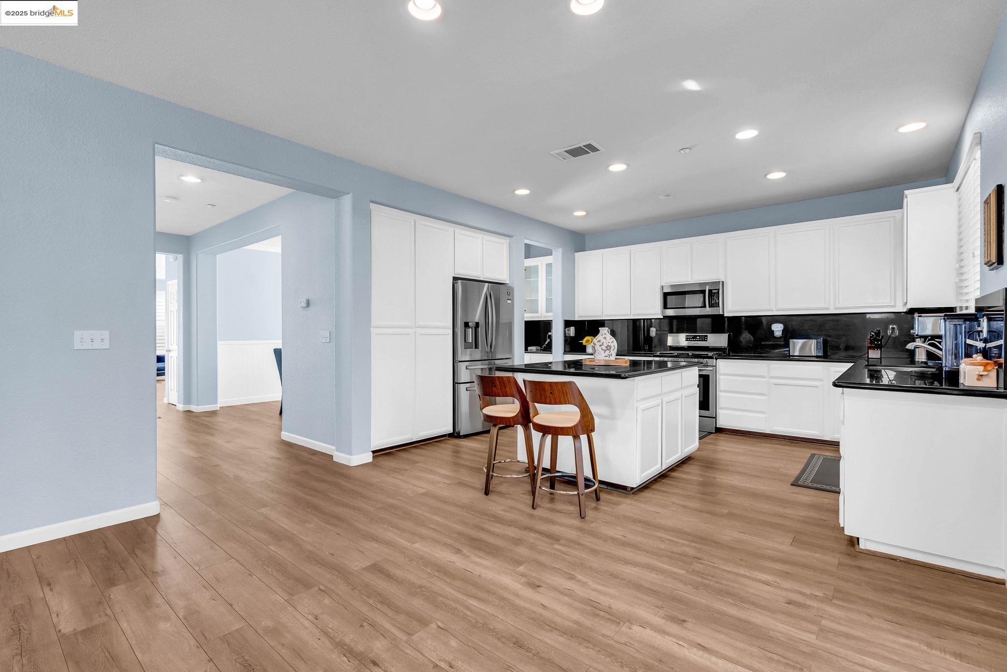 Detail Gallery Image 25 of 42 For 1361 Tiffany Drive, Brentwood,  CA 94513 - 4 Beds | 3/1 Baths
