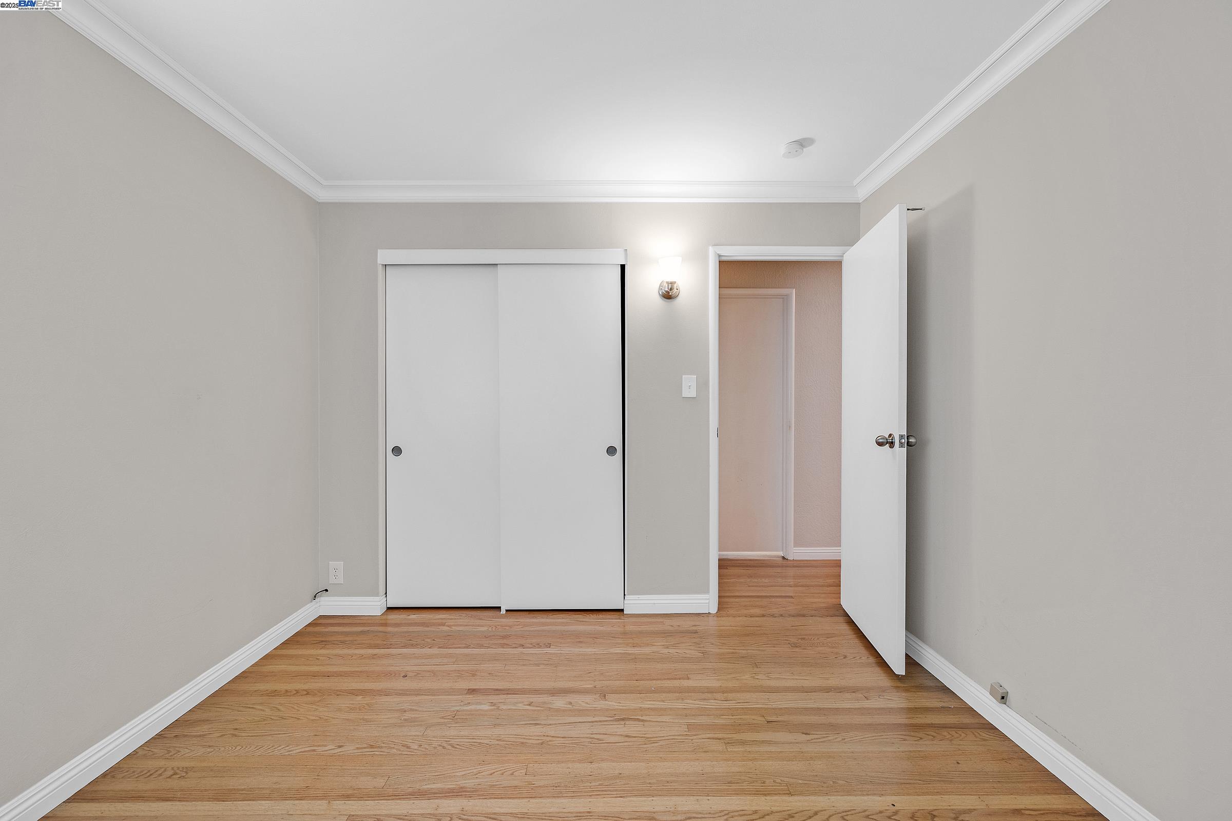 Detail Gallery Image 18 of 33 For 1560 Vining Dr, San Leandro,  CA 94579 - 3 Beds | 2 Baths