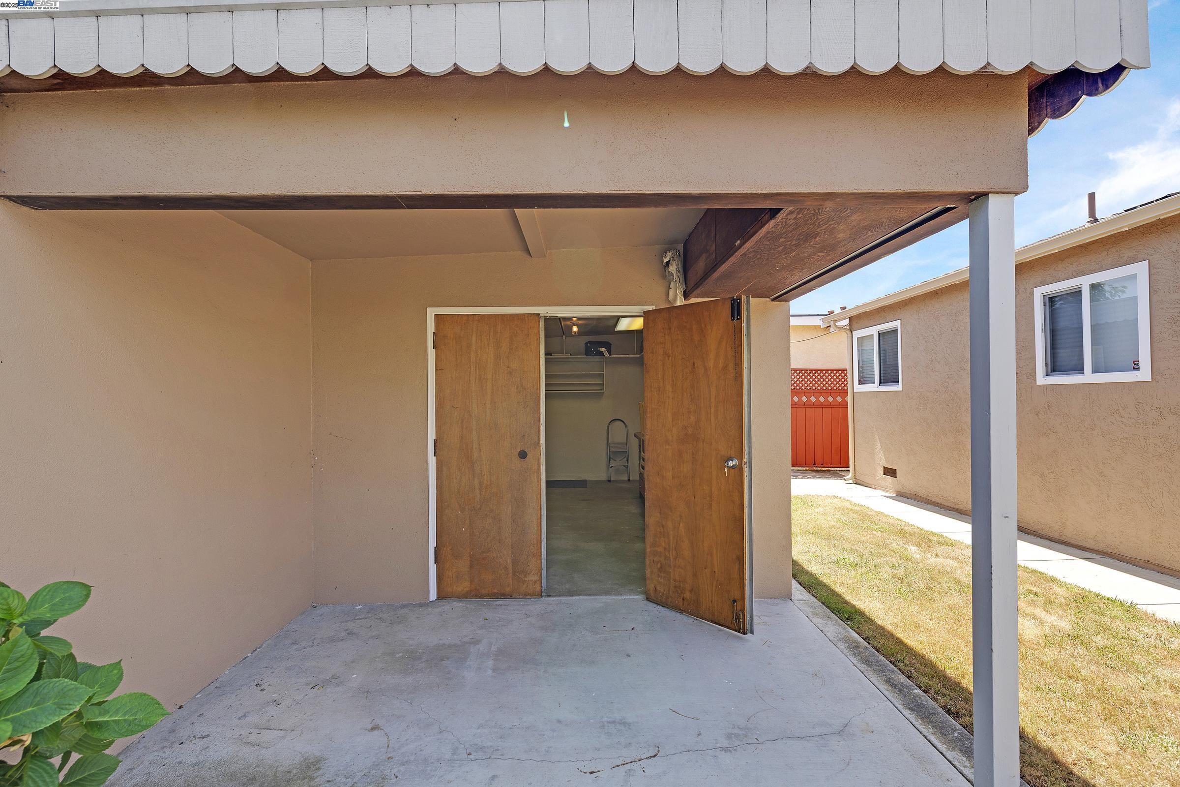 Detail Gallery Image 27 of 33 For 1560 Vining Dr, San Leandro,  CA 94579 - 3 Beds | 2 Baths