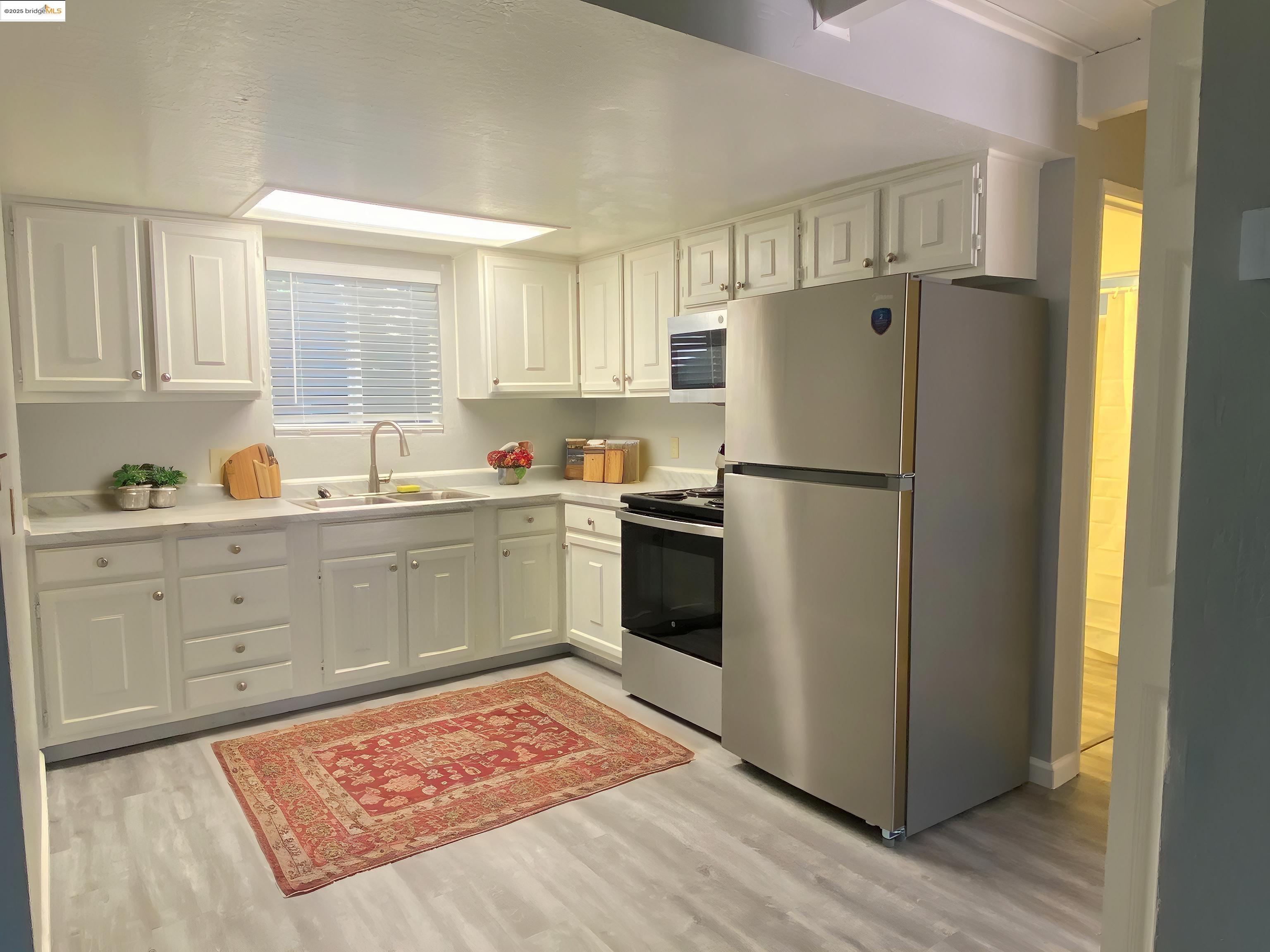 Detail Gallery Image 3 of 13 For 19362 Superior Drive, Twain Harte,  CA 95383 - 3 Beds | 2 Baths
