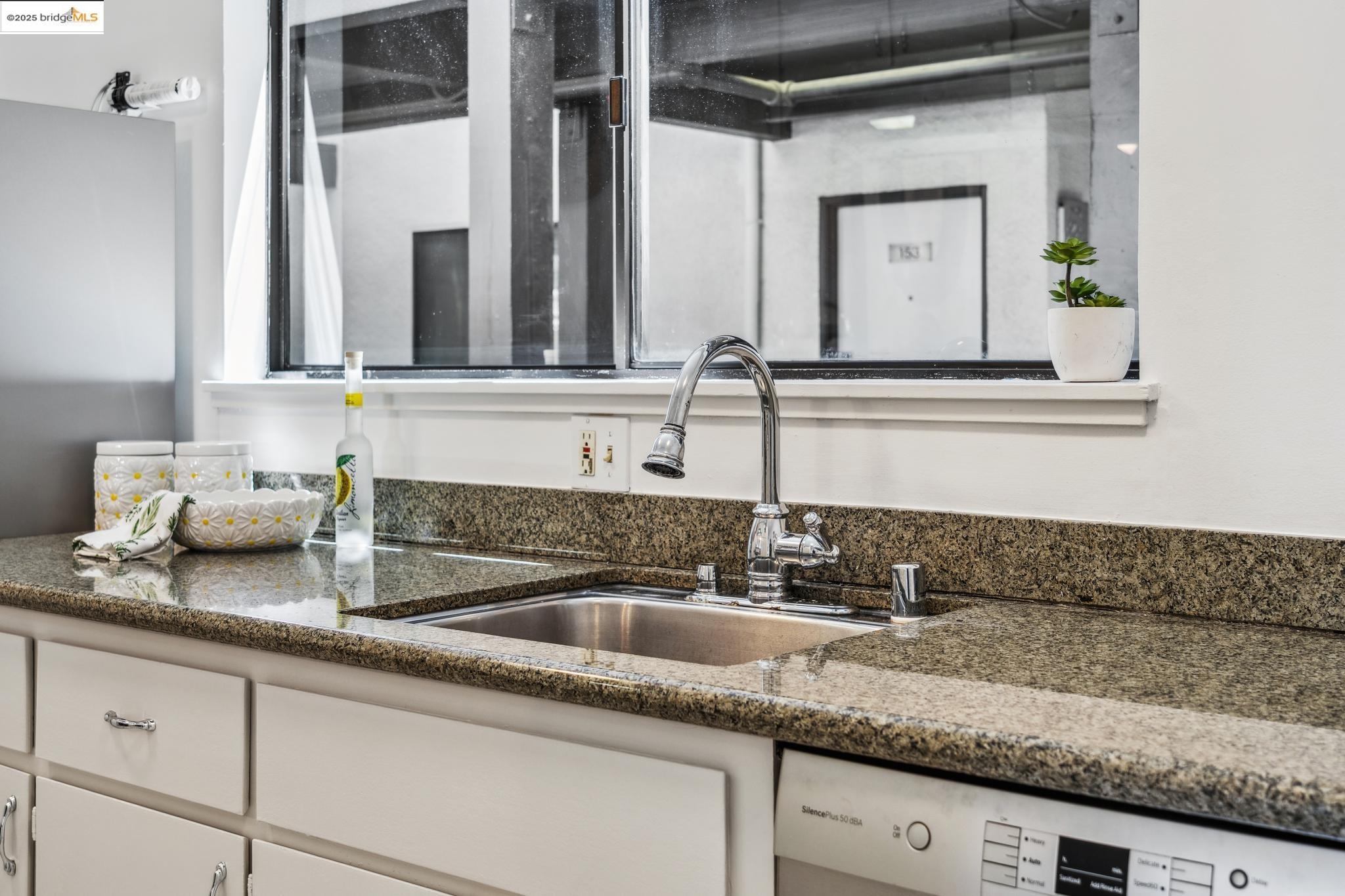 Detail Gallery Image 18 of 59 For 3 Embarcadero #152,  Oakland,  CA 94607 - 2 Beds | 2 Baths